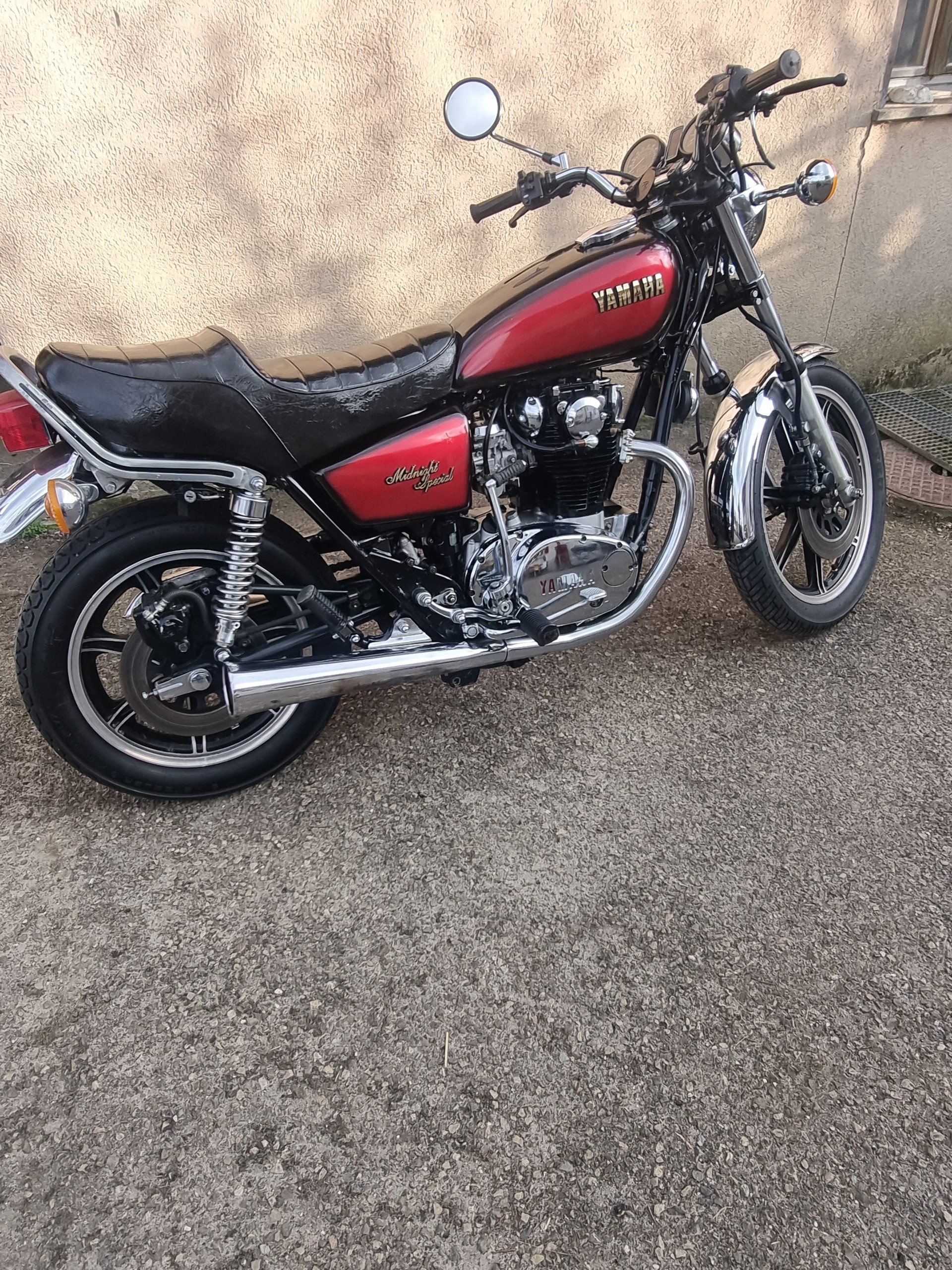 YAMAHA XS 650-image-9