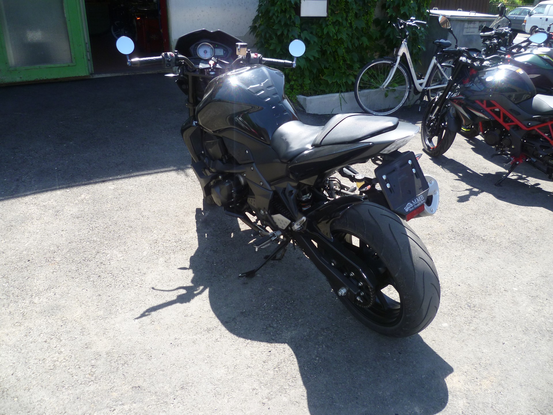 KAWASAKI Z 750 ABS-image-2