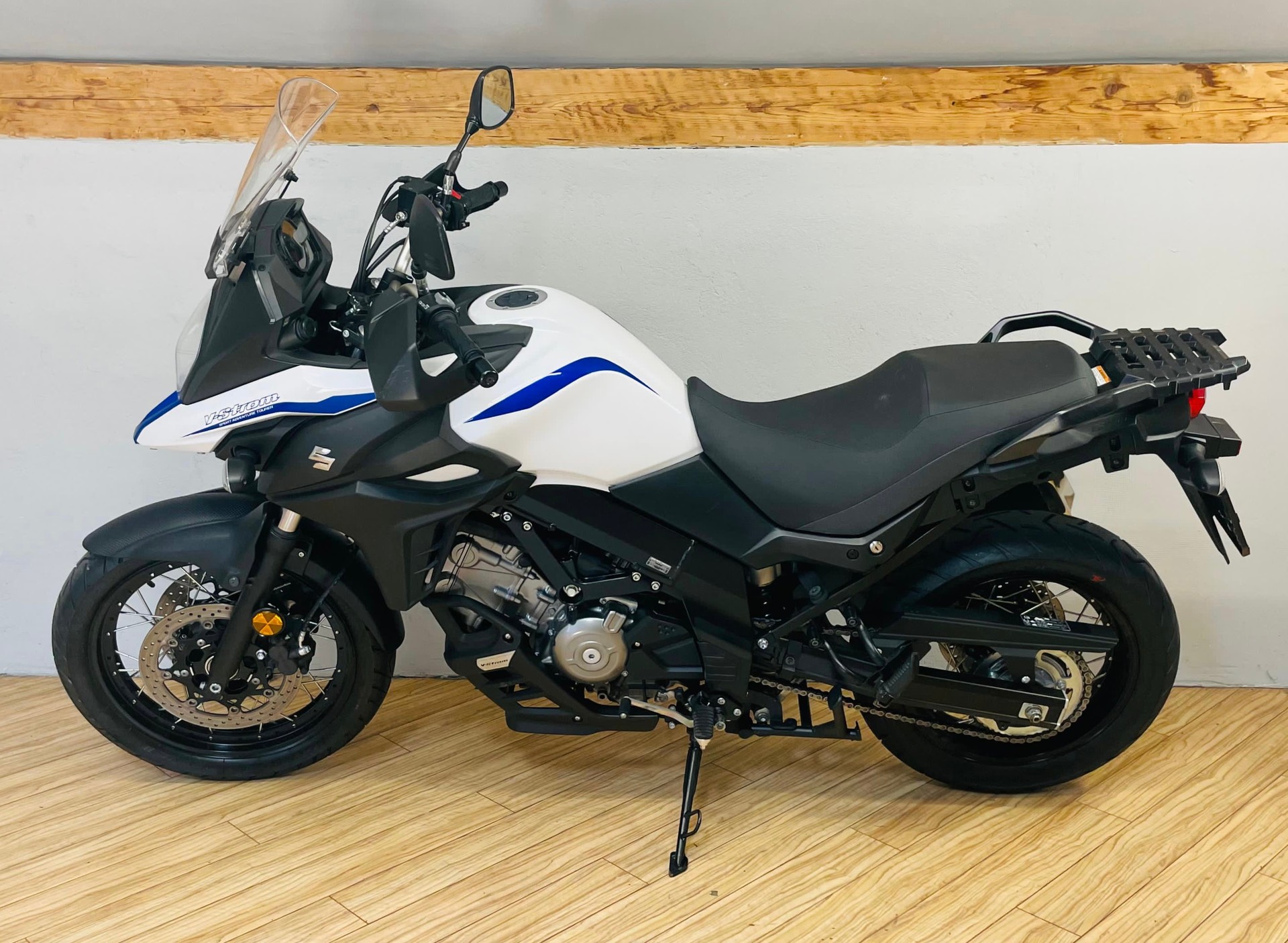 SUZUKI DL 650 XA ABS L7-image-5