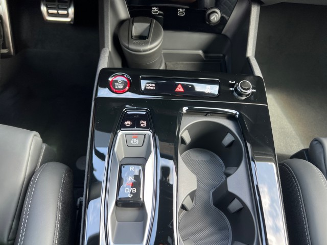 AUDI SQ6 Sportback e-tron quattro-image-14