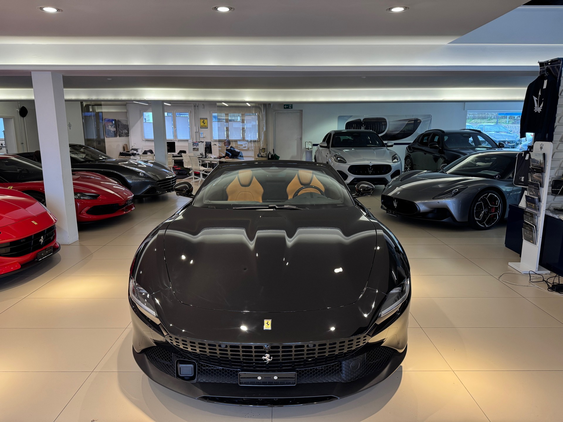 FERRARI Roma 3.9 V8 T Spider-image-26