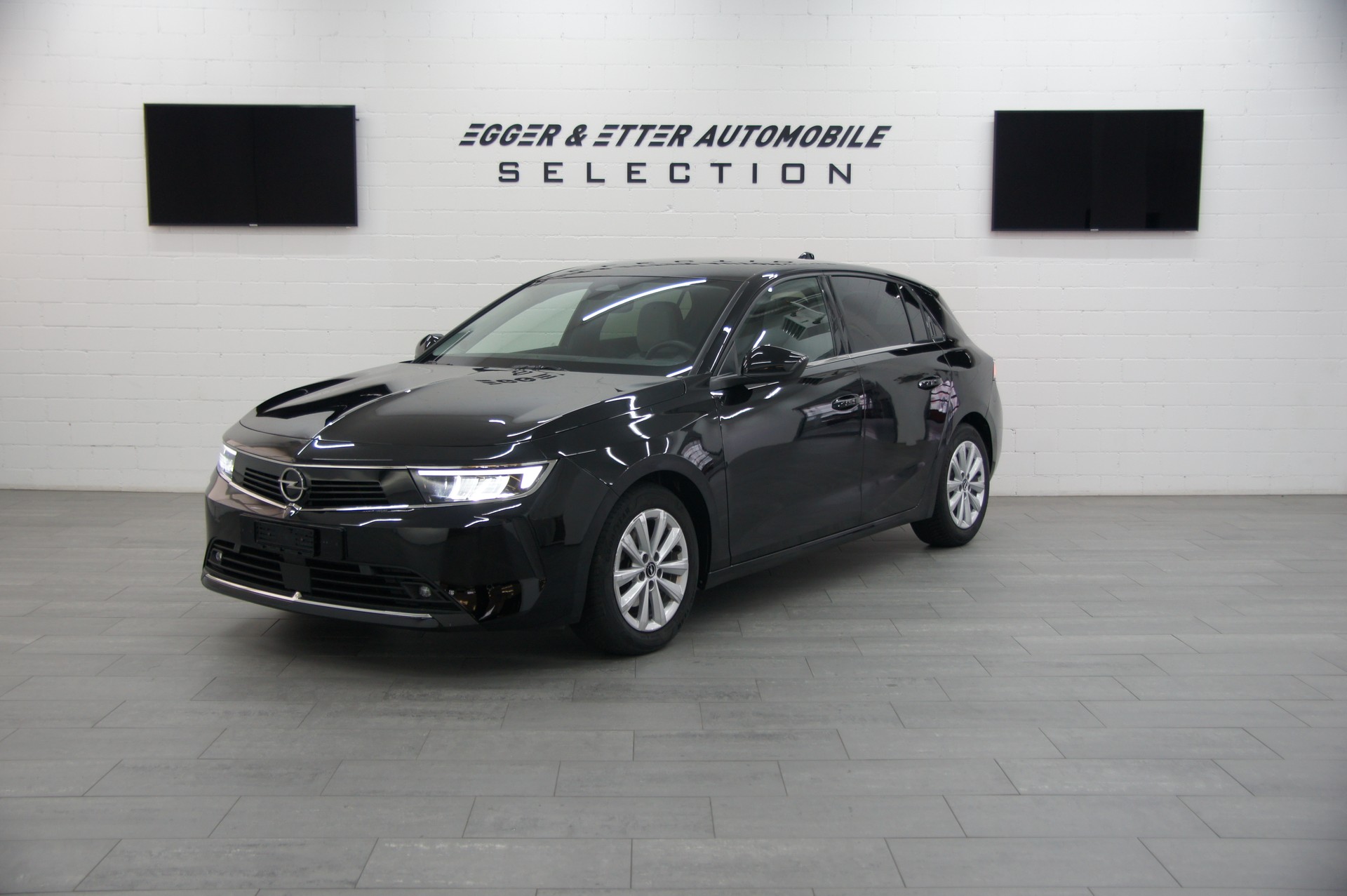 OPEL ASTRA-showroom-element-1