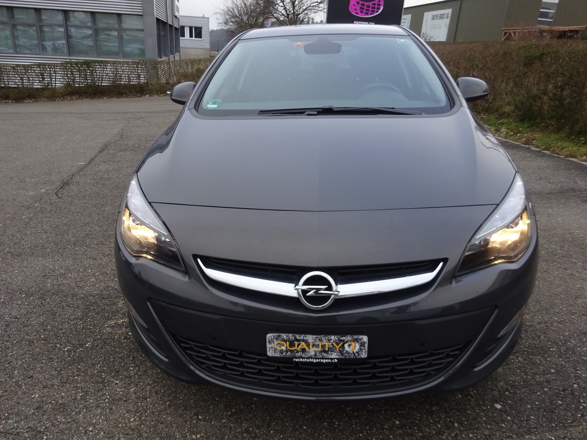 OPEL Astra 1.4i 16V Turbo Active Edition - SERVICE GEMACHT-image-2