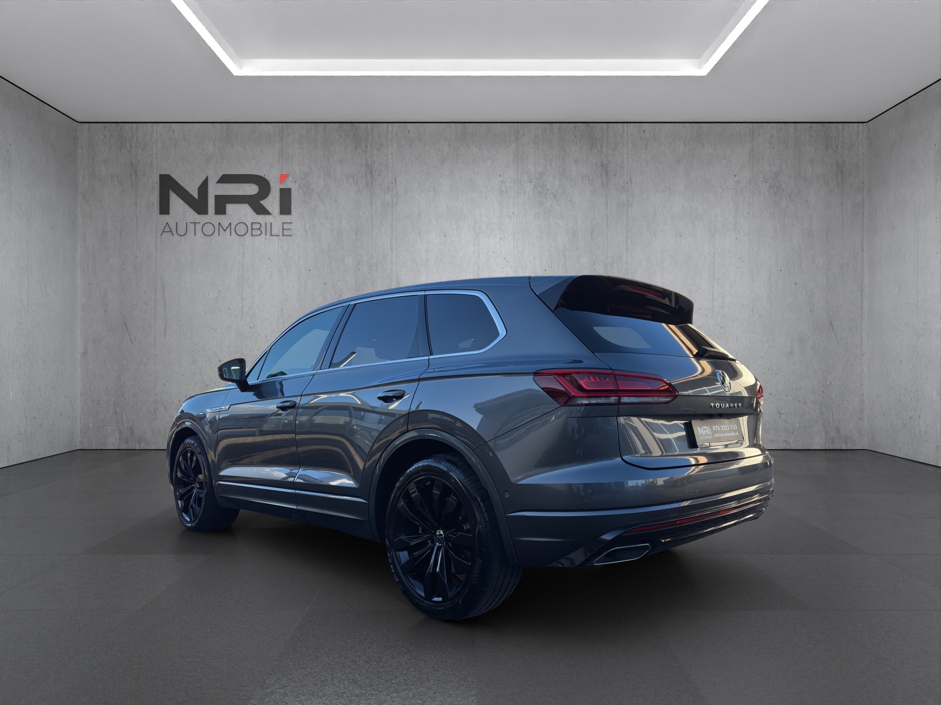 VW Touareg 3.0 V6 TSI R-Line-image-7