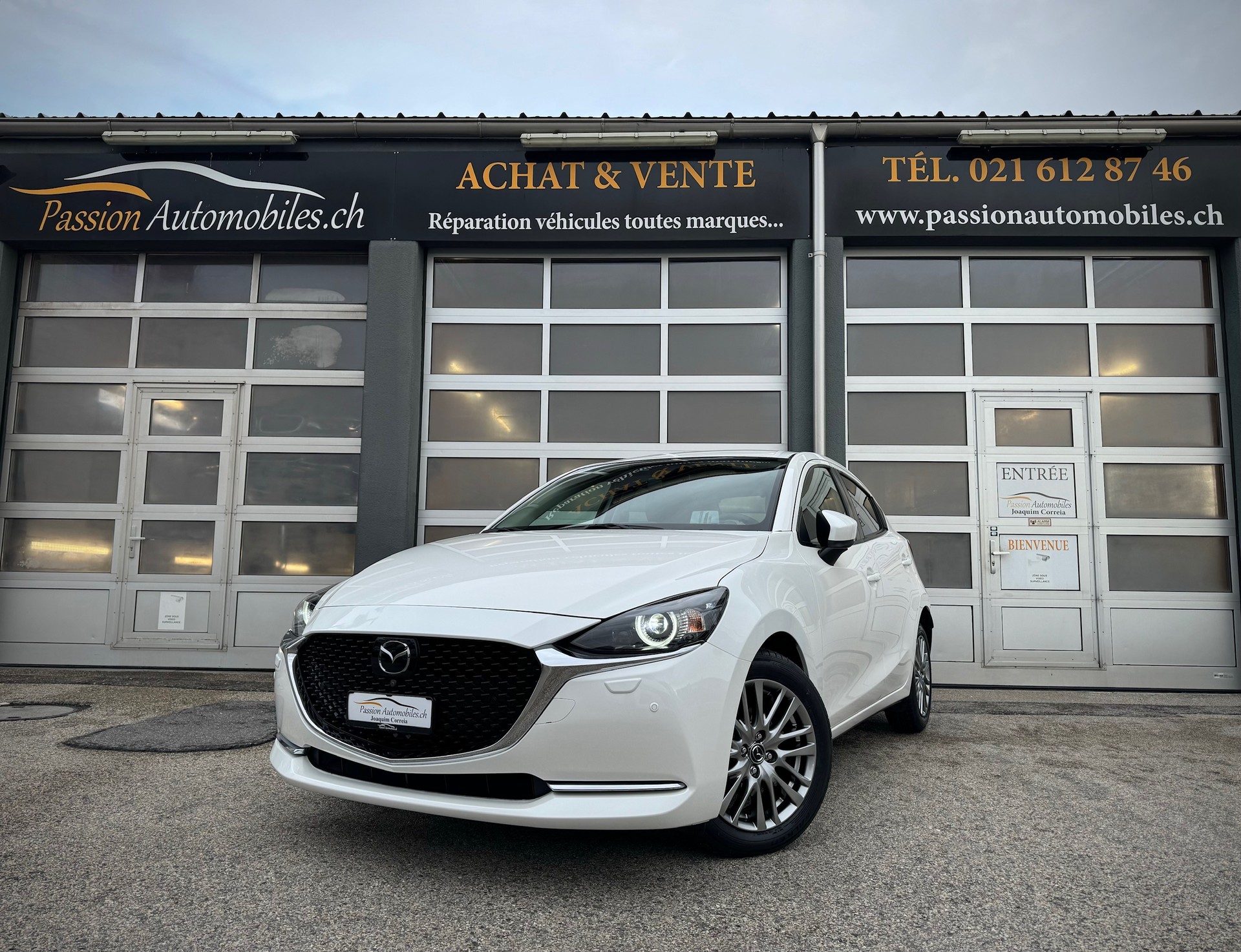 MAZDA 2 SKYACTIV-G 90 Revolution Automat - Véhicule Suisse (CH)-image-15