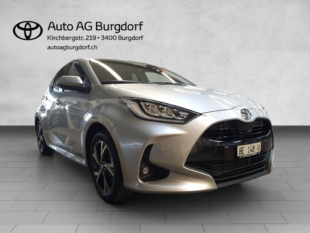 TOYOTA Yaris 1.5 VVT-i HSD Trend