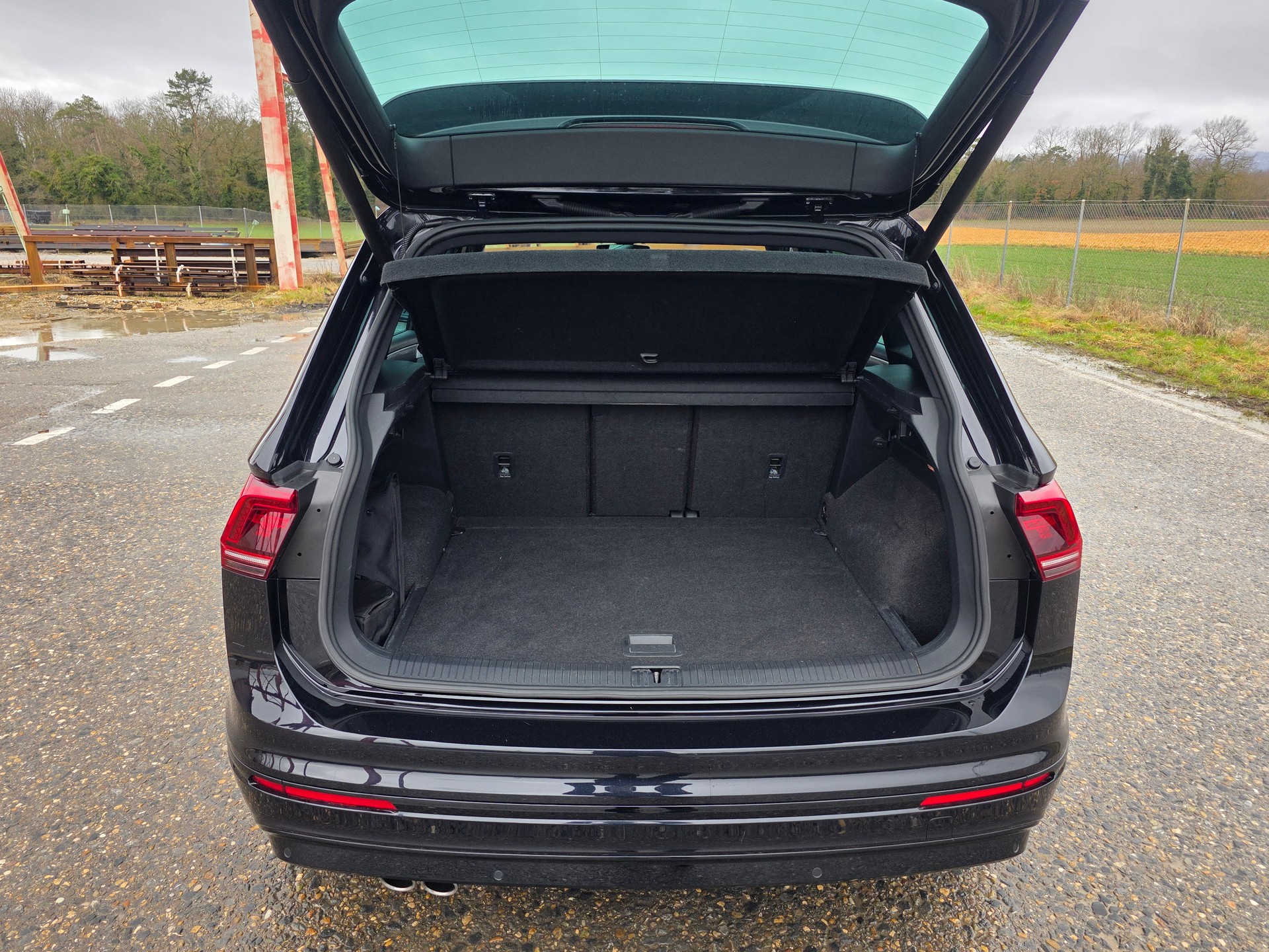 VW Tiguan 2.0TSI Highline / R-Line 4Motion DSG-image-13
