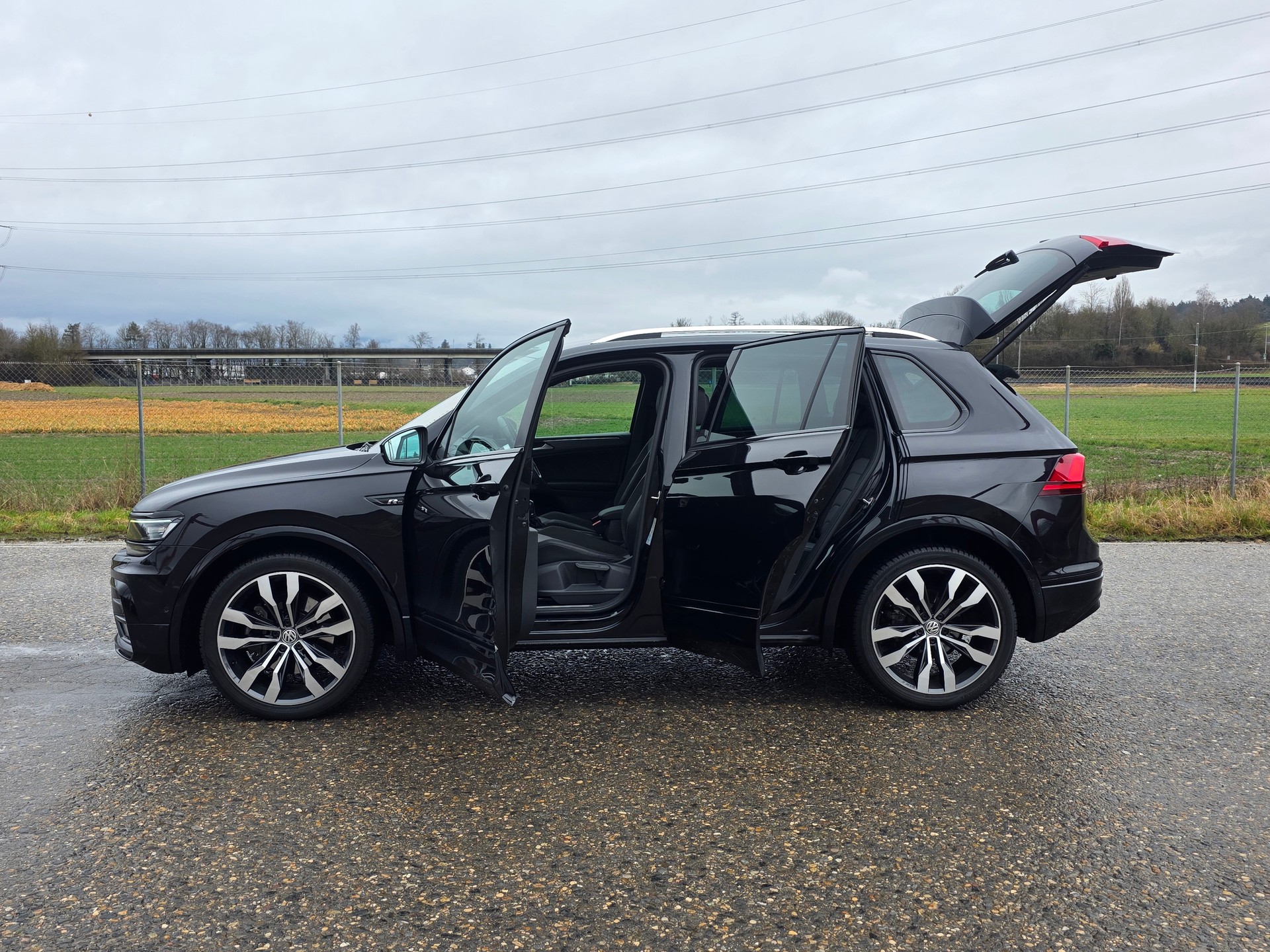 VW Tiguan 2.0TSI Highline / R-Line 4Motion DSG-image-3