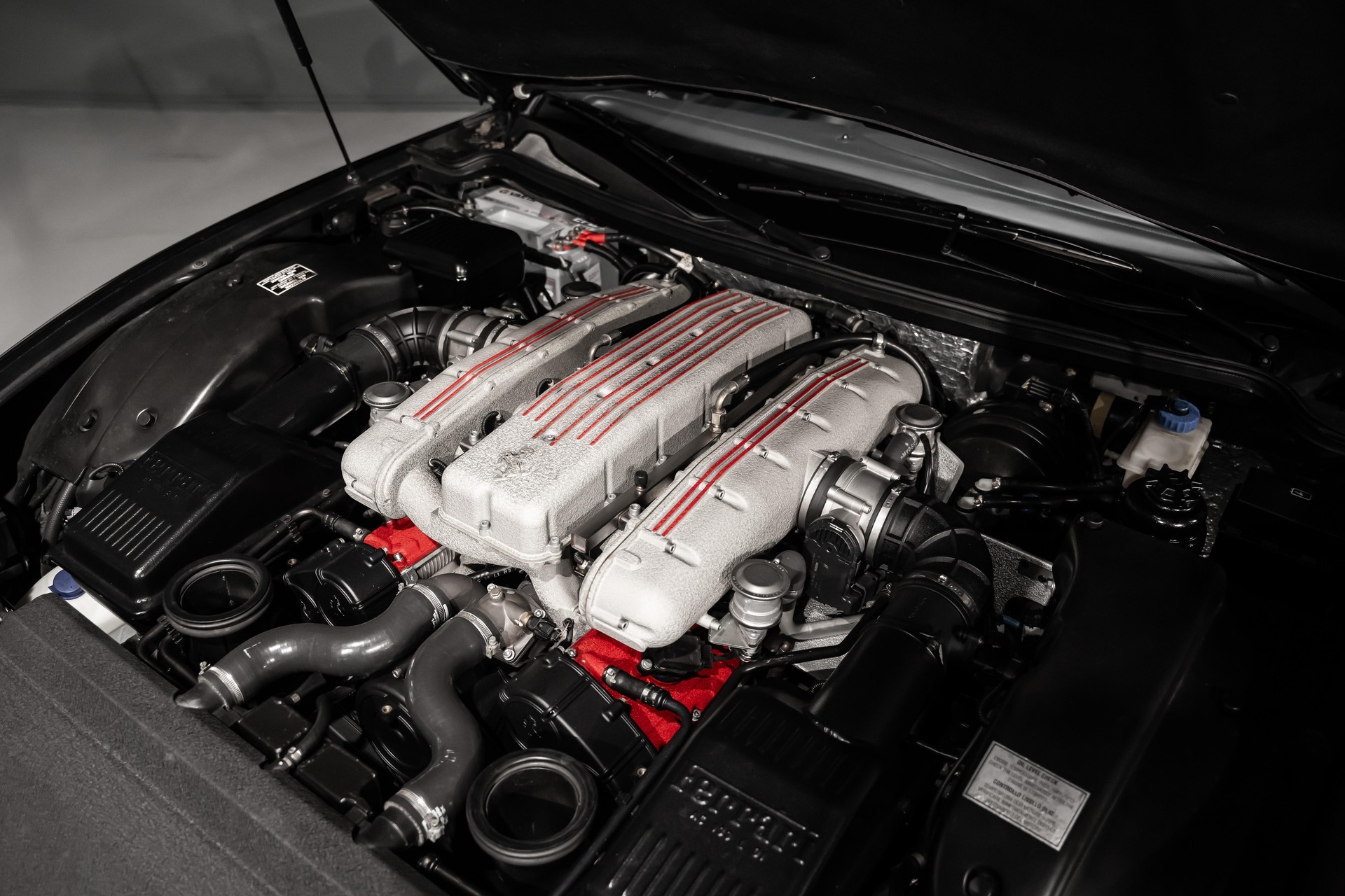 FERRARI 575M-image-17