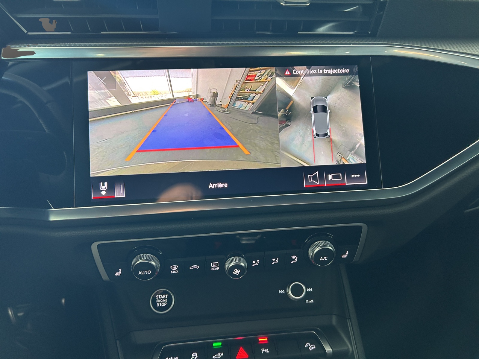 AUDI Q3 Sportback 45 TFSI e S line Attraction S-tronic-image-14