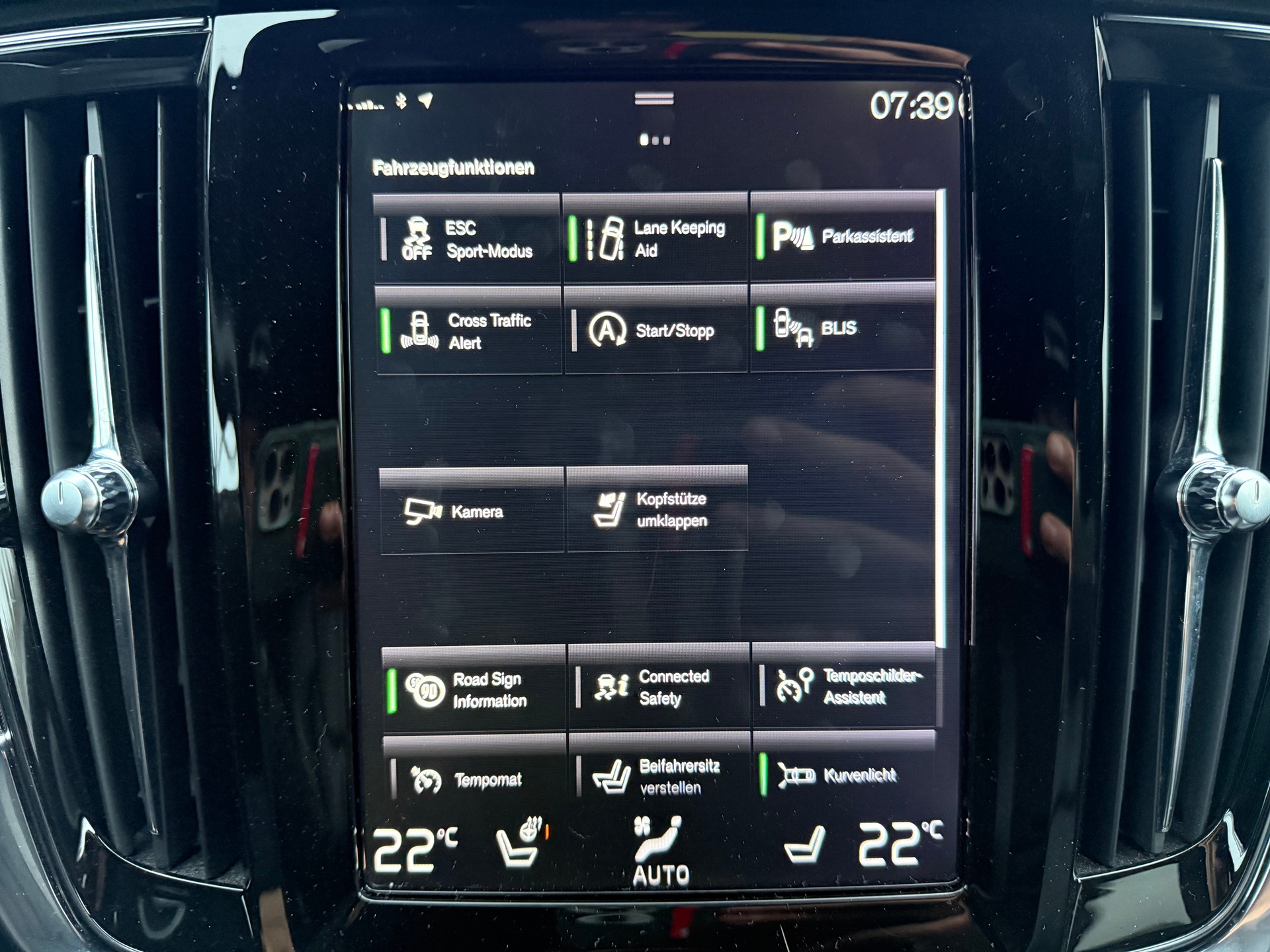 VOLVO V90 T6 AWD R-Design Geartronic-image-15