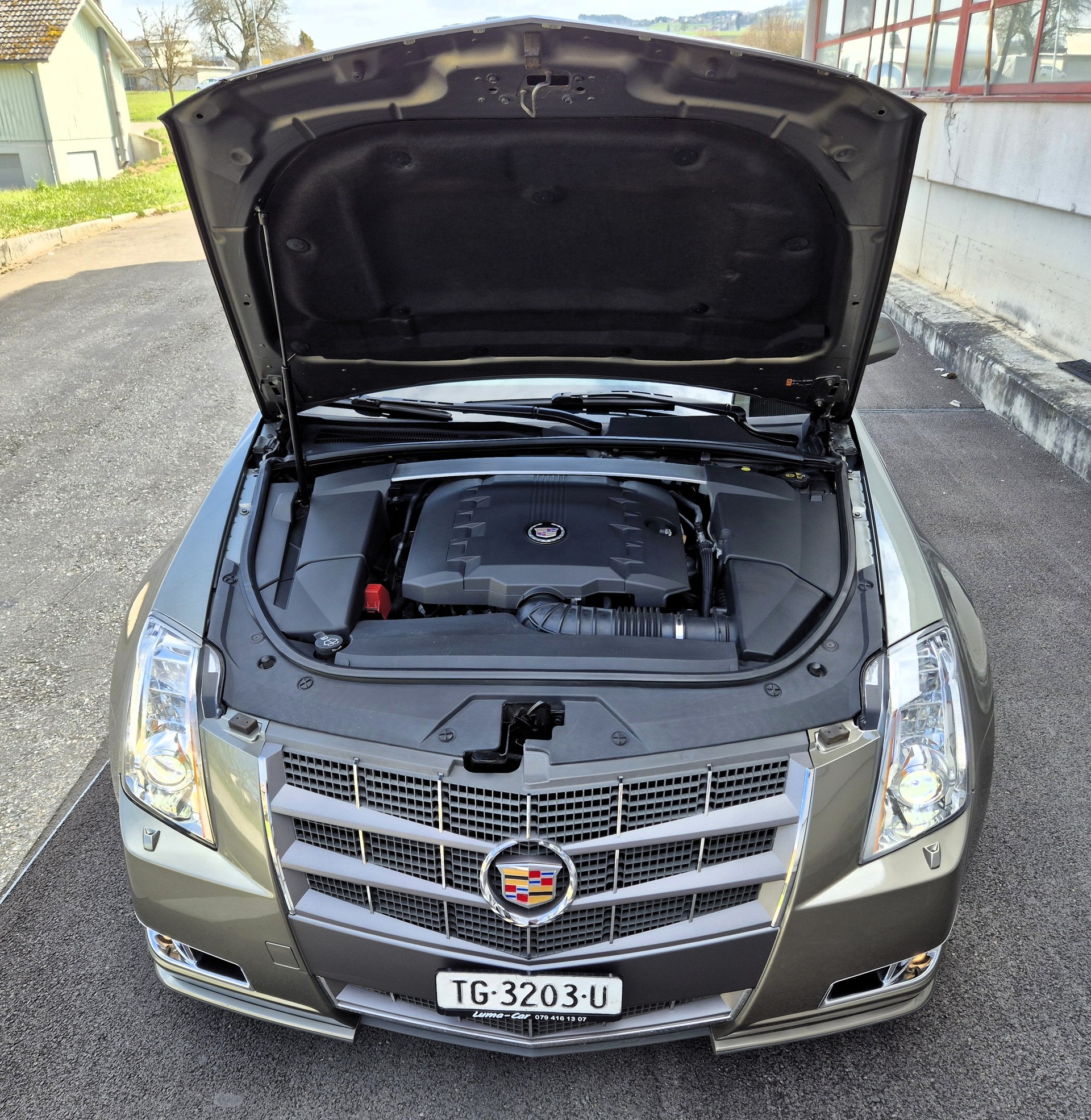 CADILLAC CTS Coupé 3.6 Sport Luxury / 311 PS und 374 Nm-image-13