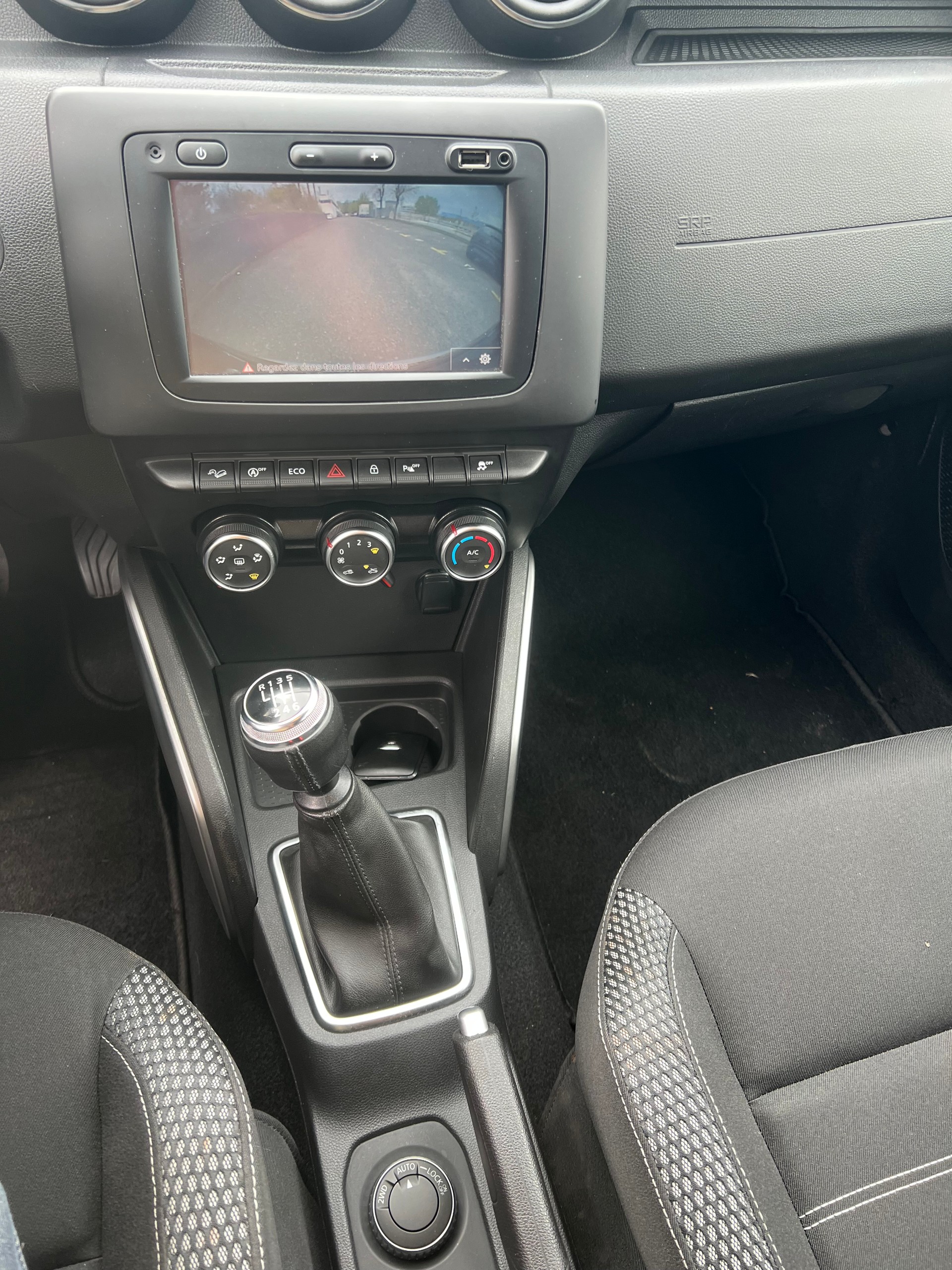 DACIA Duster TCe 125 Prestige 4x4-image-9