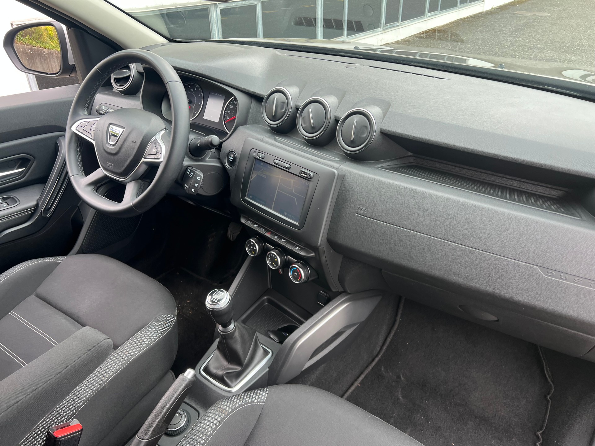 DACIA Duster TCe 125 Prestige 4x4-image-4