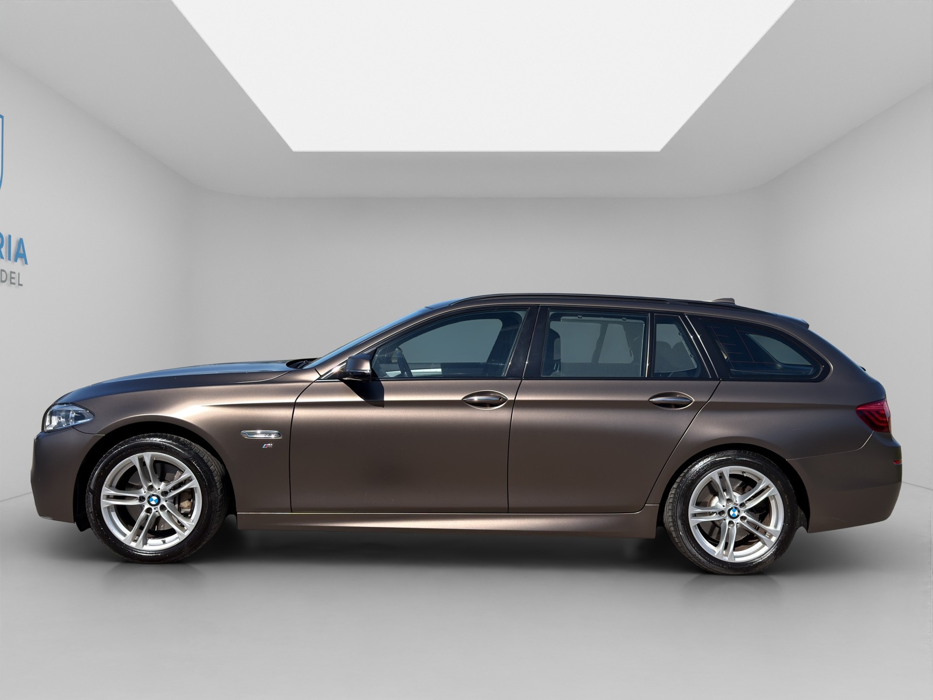 BMW 535d Touring M Paket xDrive Steptronic *Frisch ab MFK*-image-1