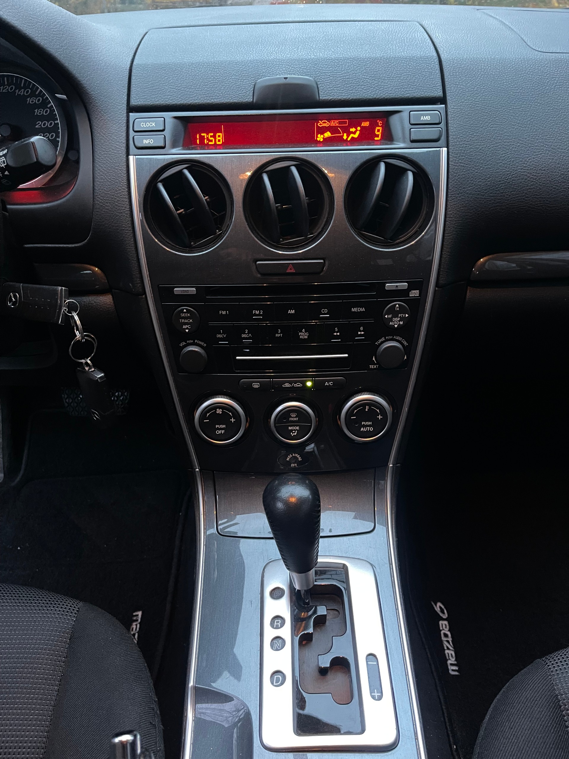 MAZDA 6 2.0 16V Exclusive-image-8