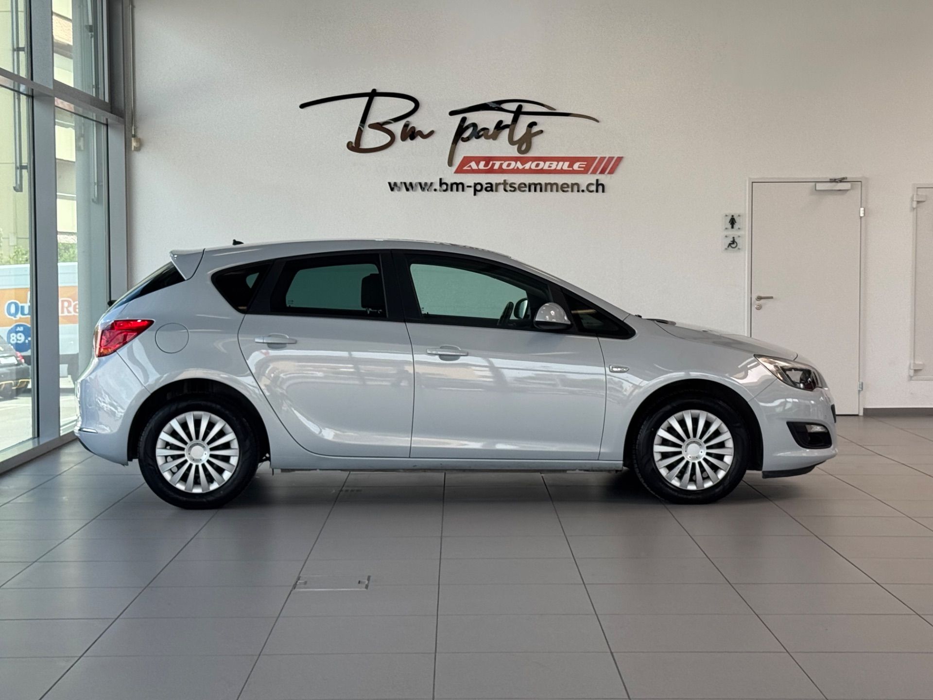 OPEL Astra 1.4 Turbo Edition-image-6