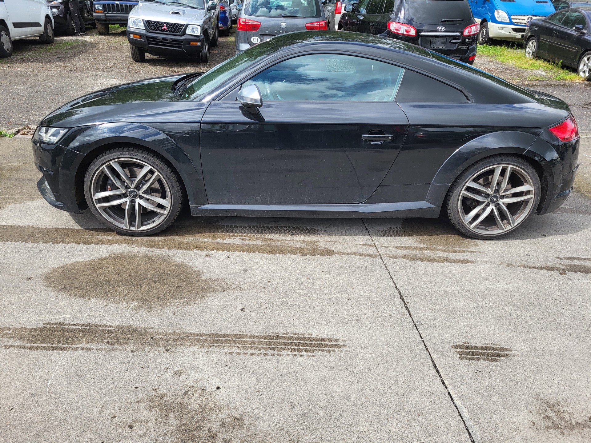 AUDI TTS Coupé 2.0 TFSI quattro-image-14