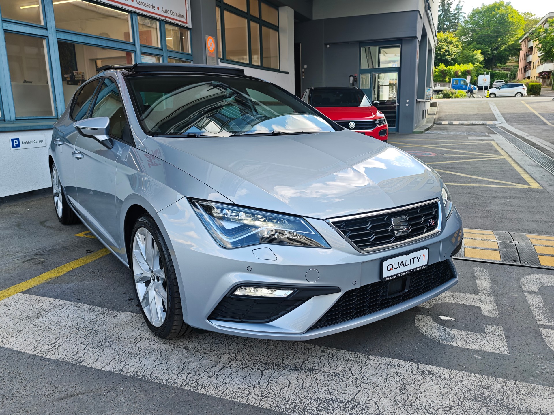 SEAT Leon 1.5 TSI EVO SWISS FR DSG-image-3