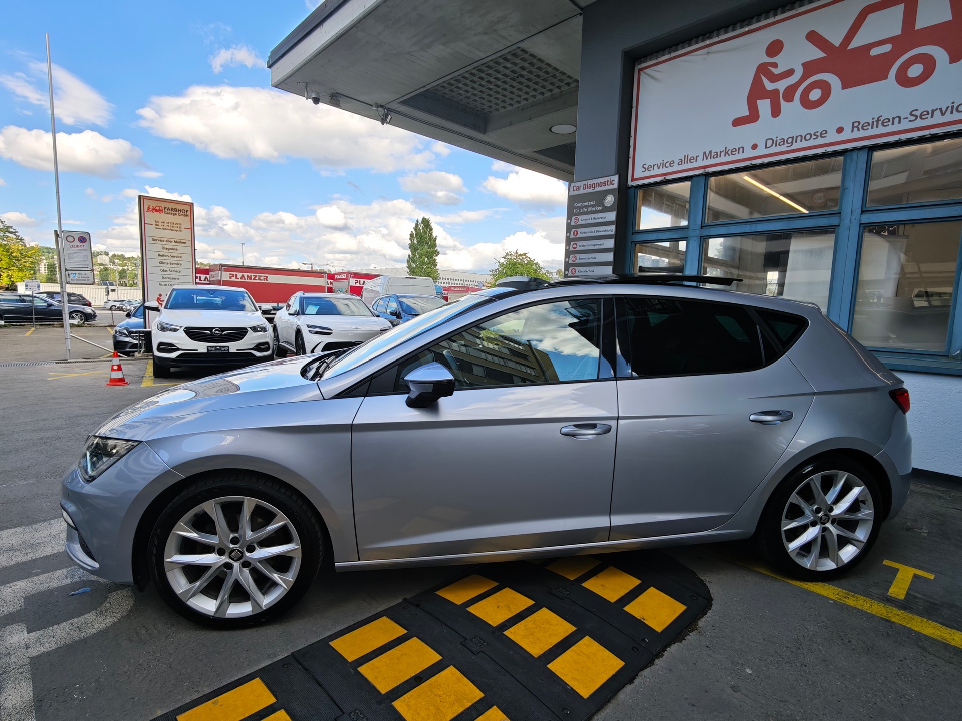 SEAT Leon 1.5 TSI EVO SWISS FR DSG-image-8
