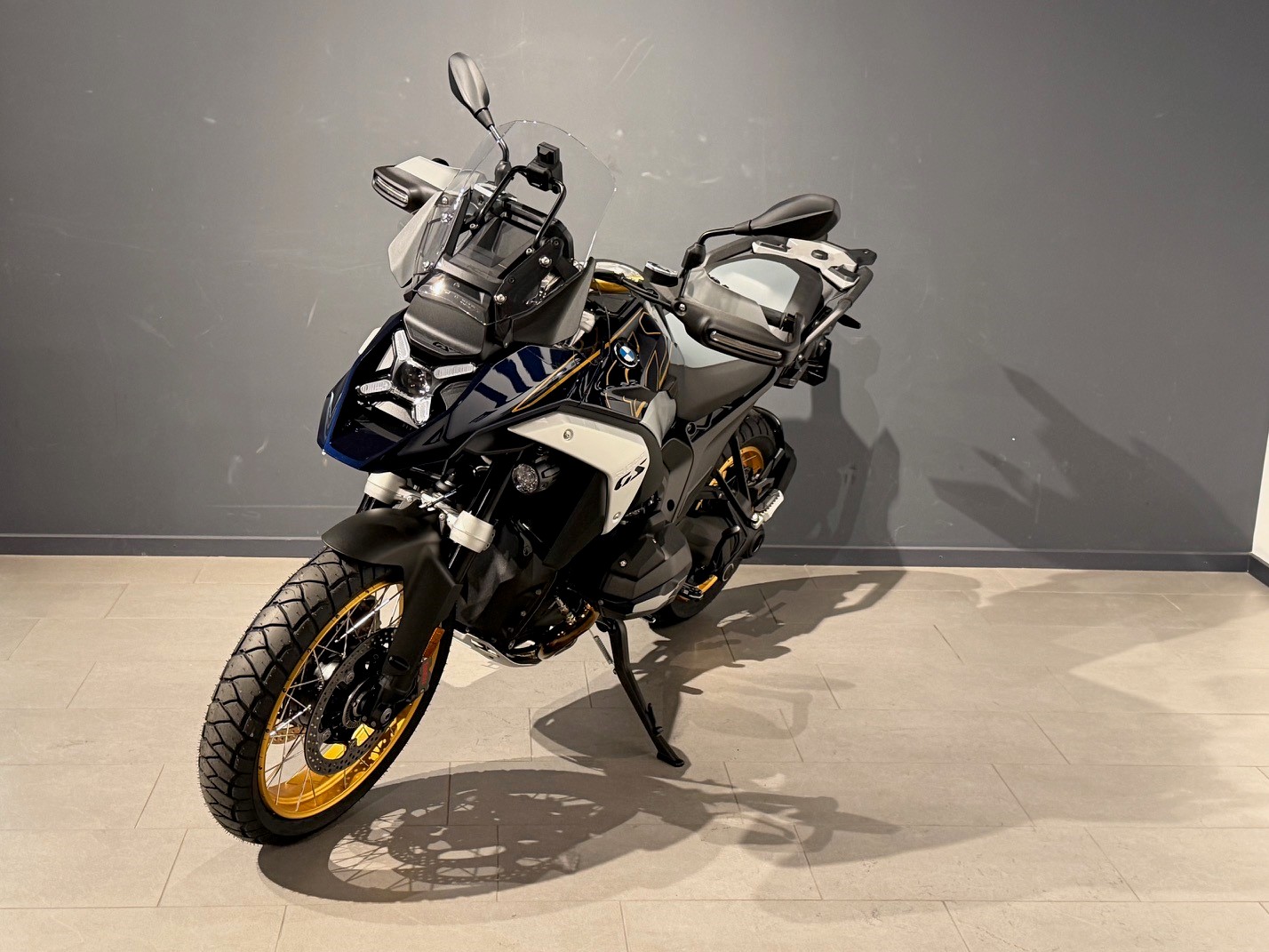 BMW R 1300 GS ! Boxer Prämie ! 1500.--image-2