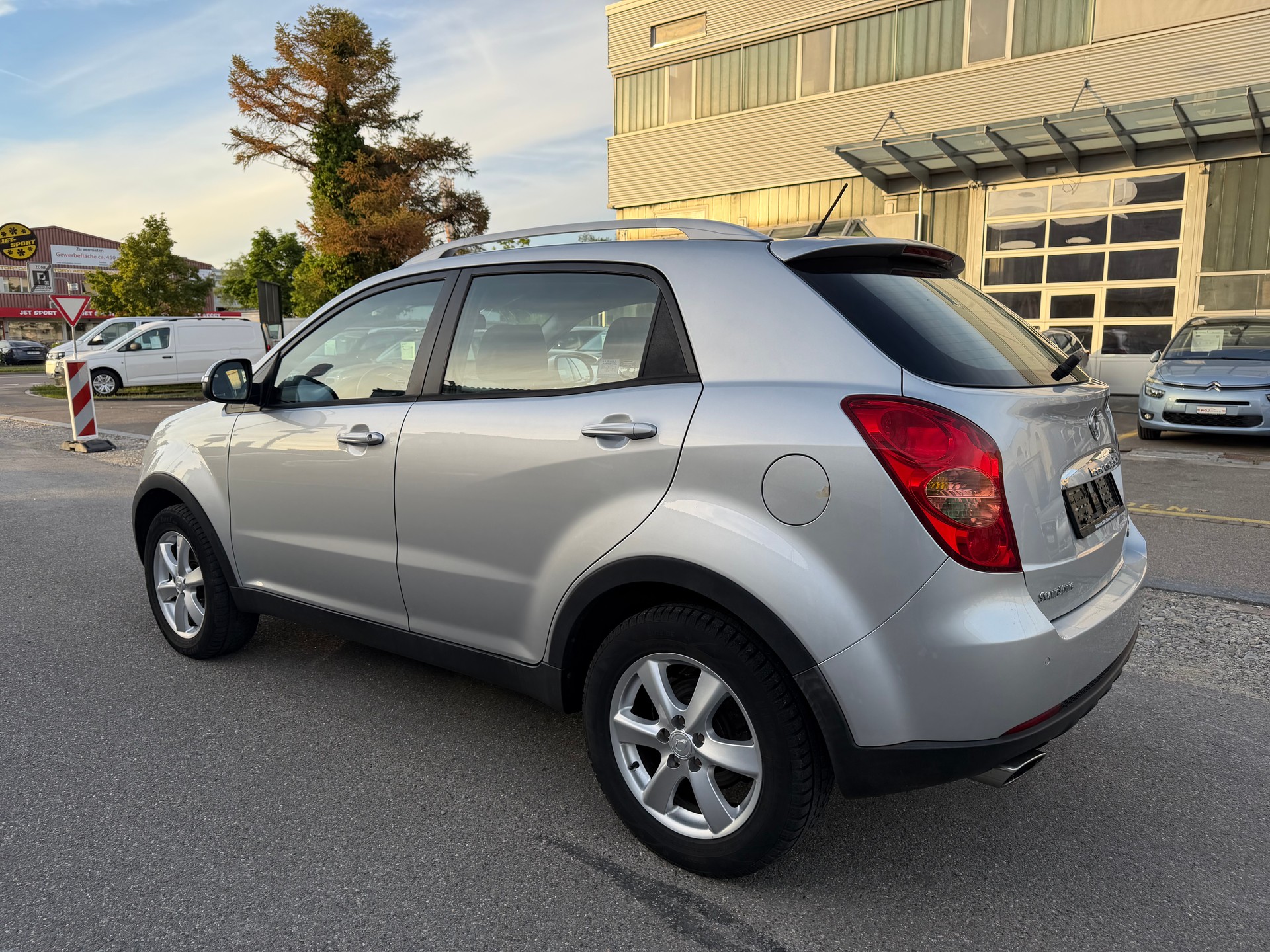 KGM-SsangYong Korando 2.0 e-XDI Black Edition 4WD-image-6