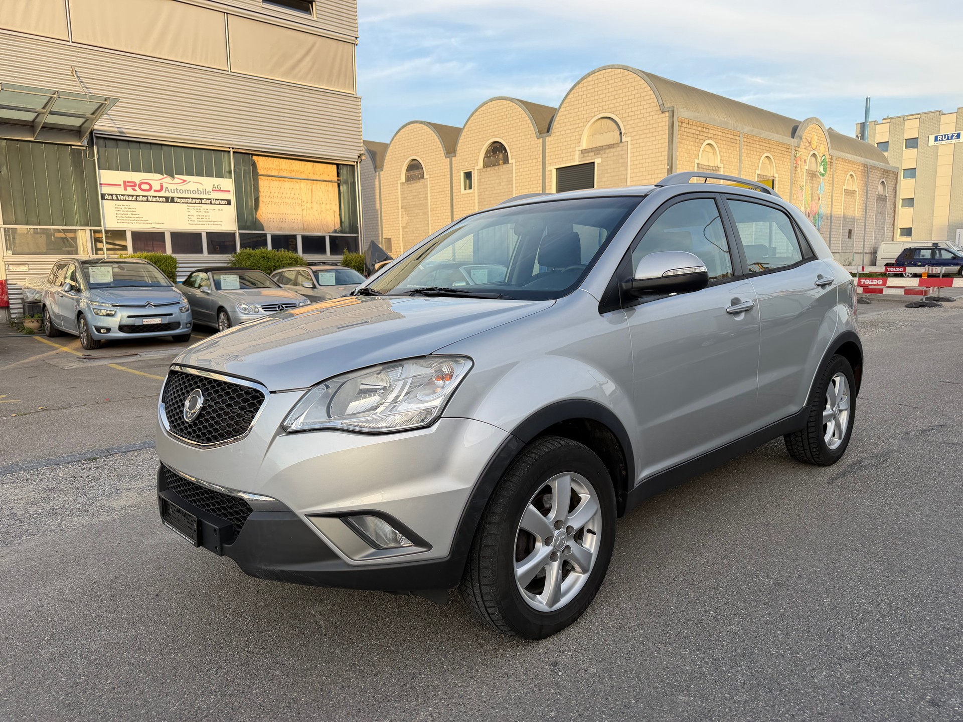 KGM-SsangYong Korando 2.0 e-XDI Black Edition 4WD-showroom-element-1