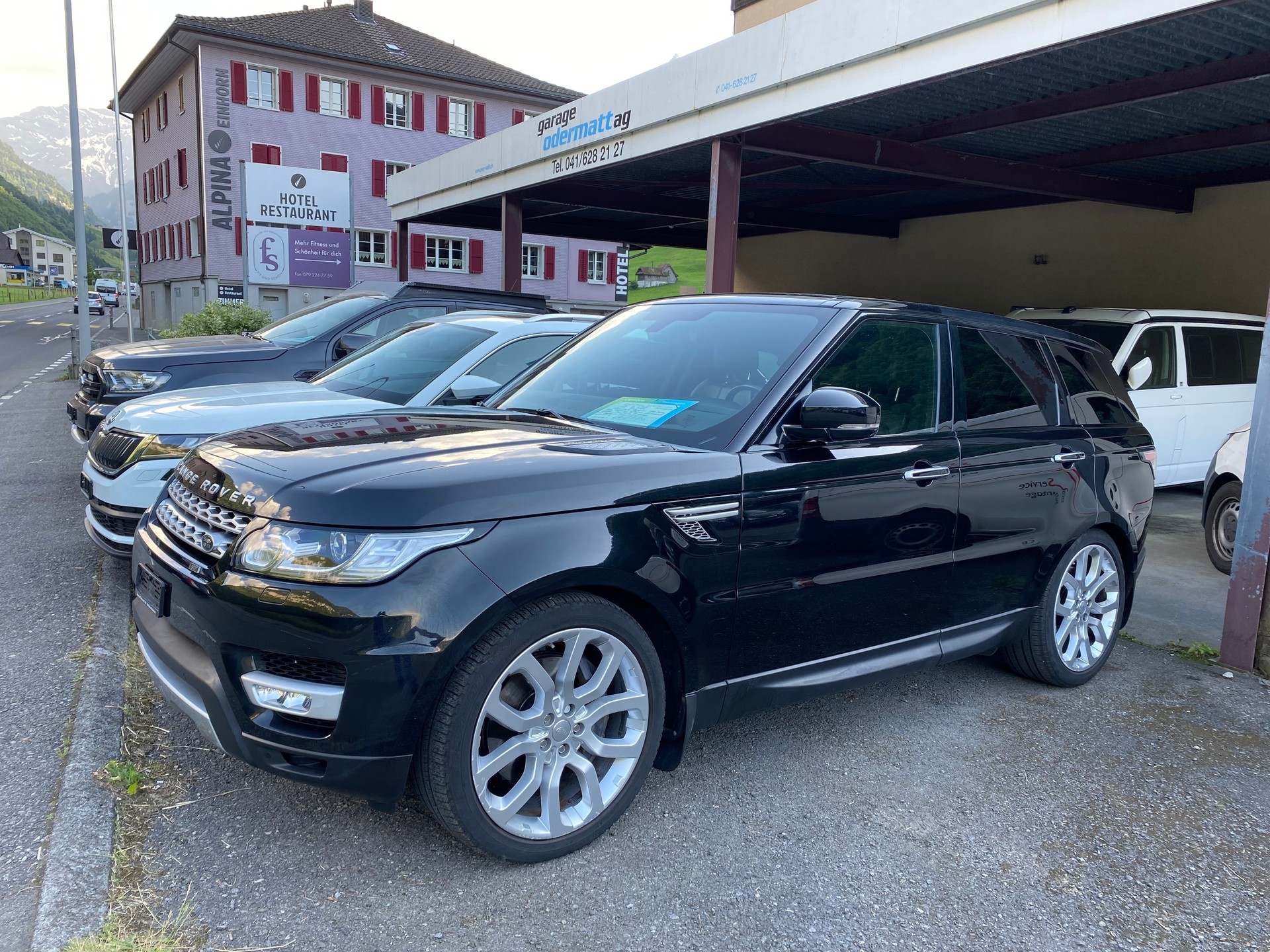 LAND ROVER Range Rover Sport 3.0 SDV6 HSE Dynamic 007 Edition Automatic-image-14