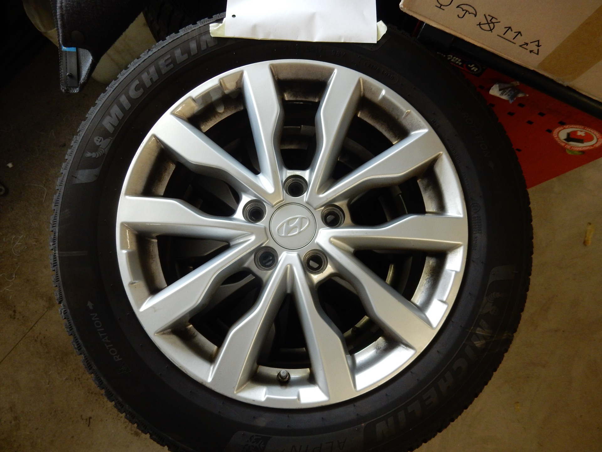 HYUNDAI Kona 1.6 T-GDi Launch Plus 4WD DCT-image-27