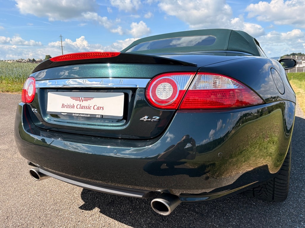 JAGUAR XK Convertible 4.2 V8-image-16