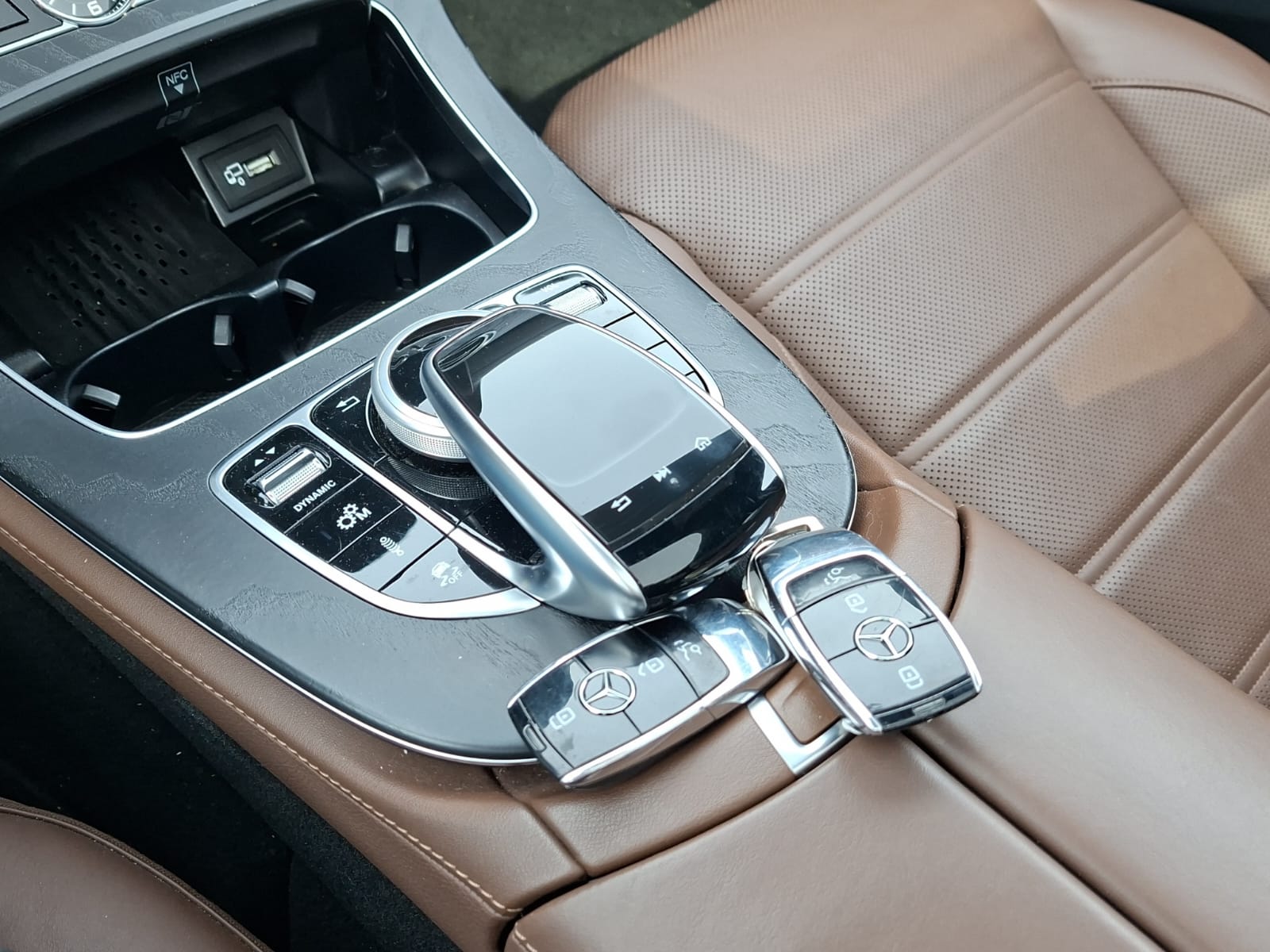 MERCEDES-BENZ E 43 AMG 4 Matic 9G-Tronic-image-17