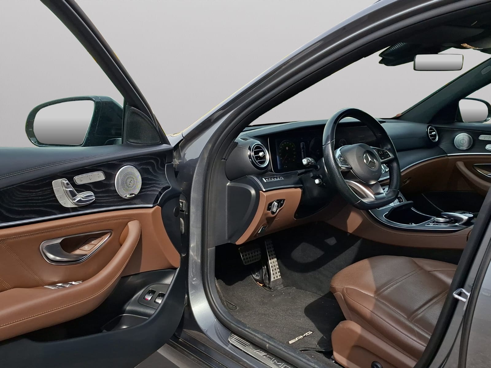 MERCEDES-BENZ E 43 AMG 4 Matic 9G-Tronic-image-11