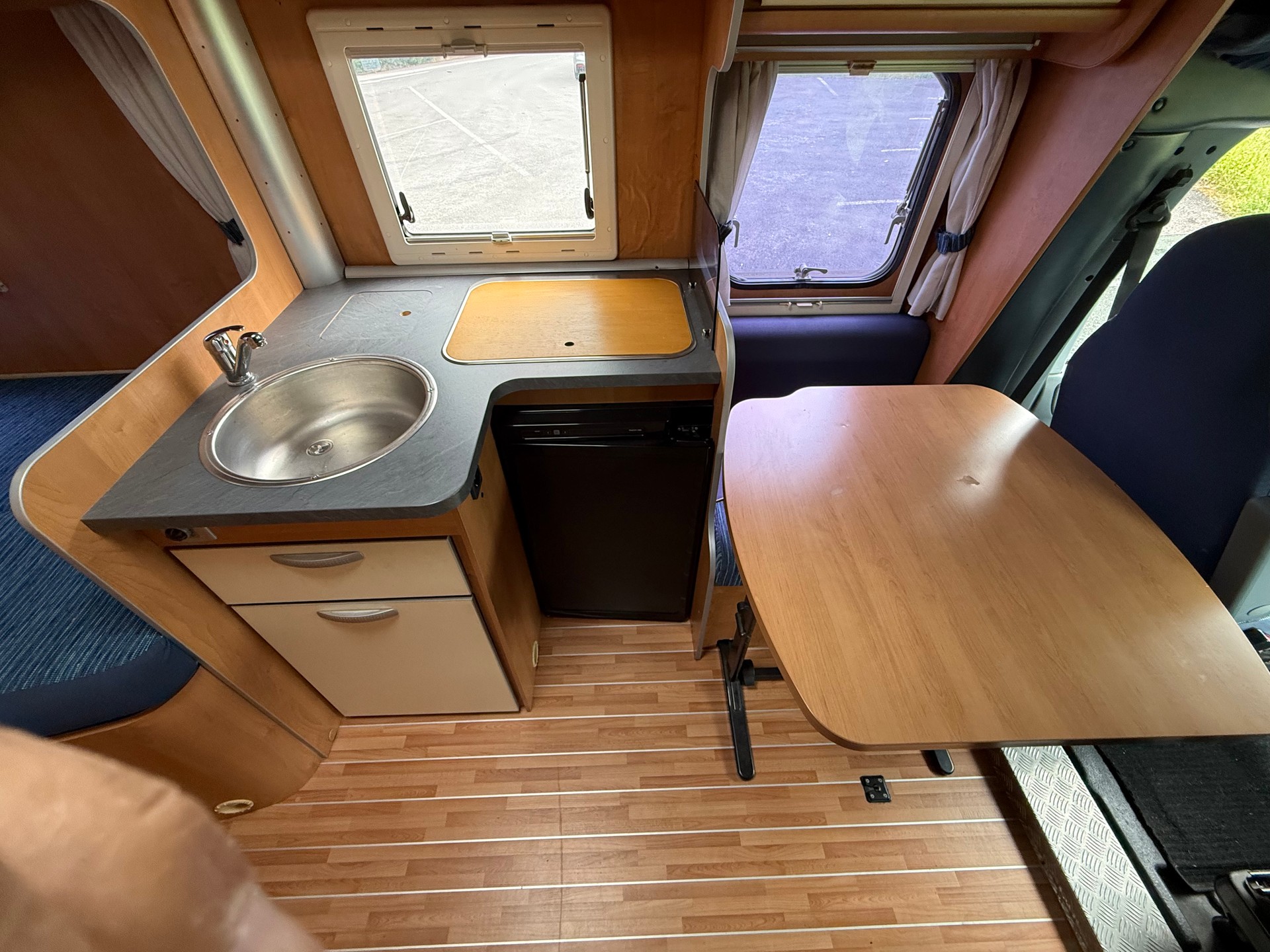 FORD Transit-image-5
