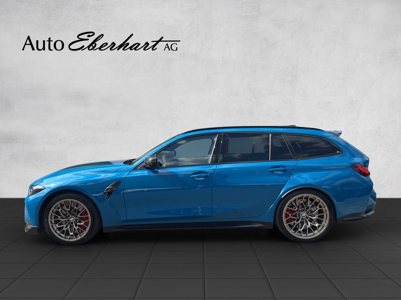 BMW M3 CS Touring xDrive Laguna Seca Blue-showroom-element-2