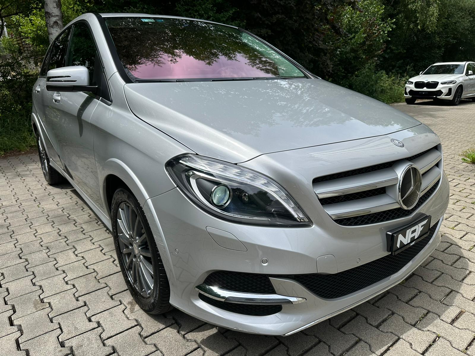 MERCEDES-BENZ B Electric Drive Urban-image-6