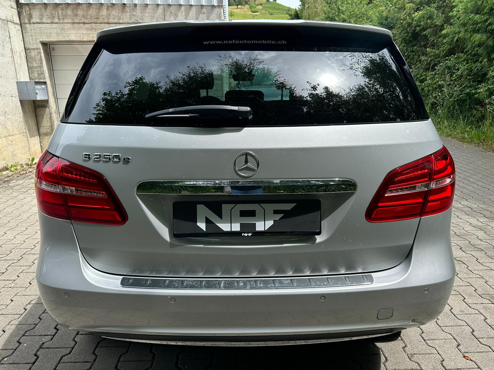 MERCEDES-BENZ B Electric Drive Urban-showroom-element-3