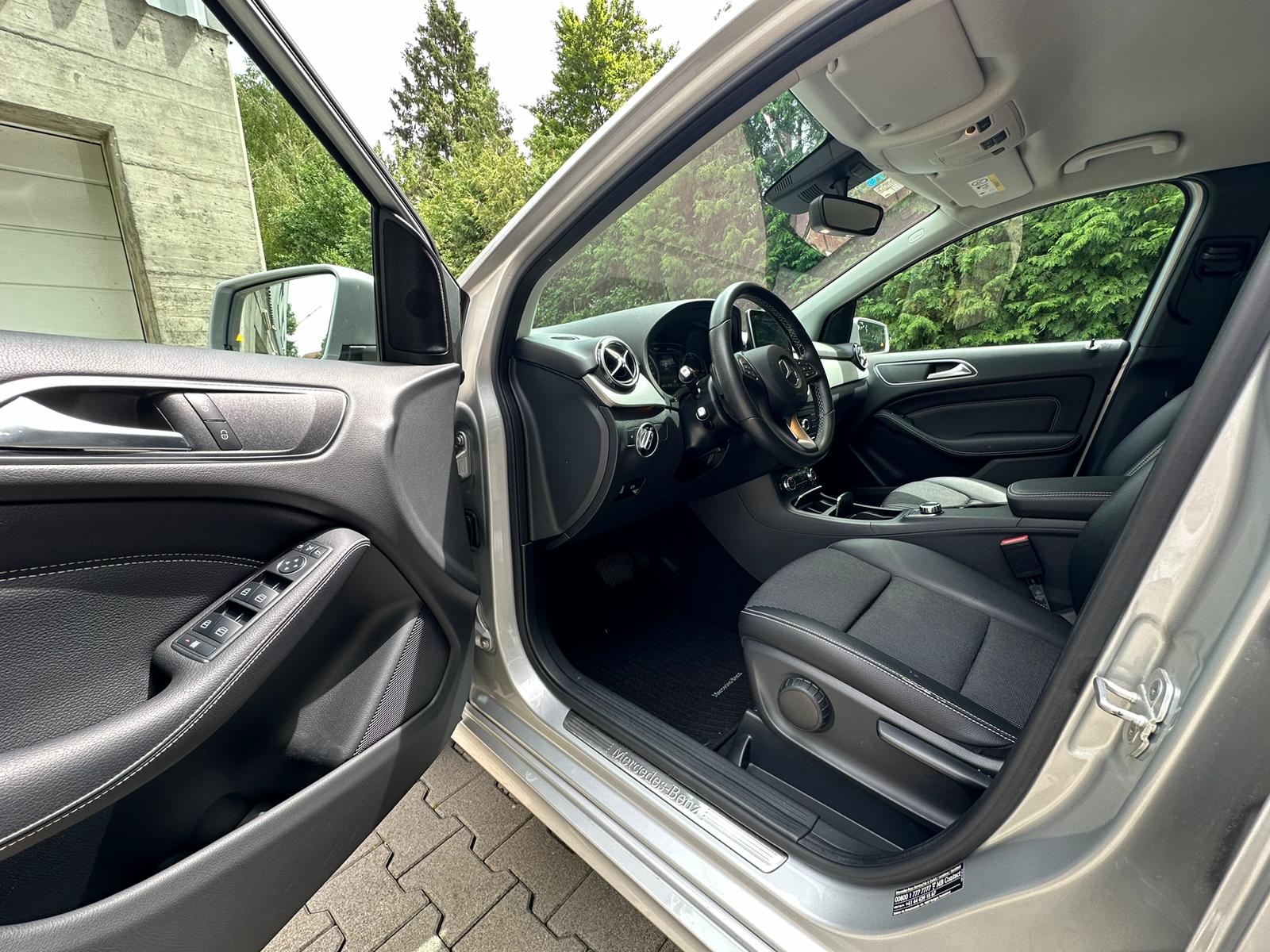 MERCEDES-BENZ B Electric Drive Urban-image-10