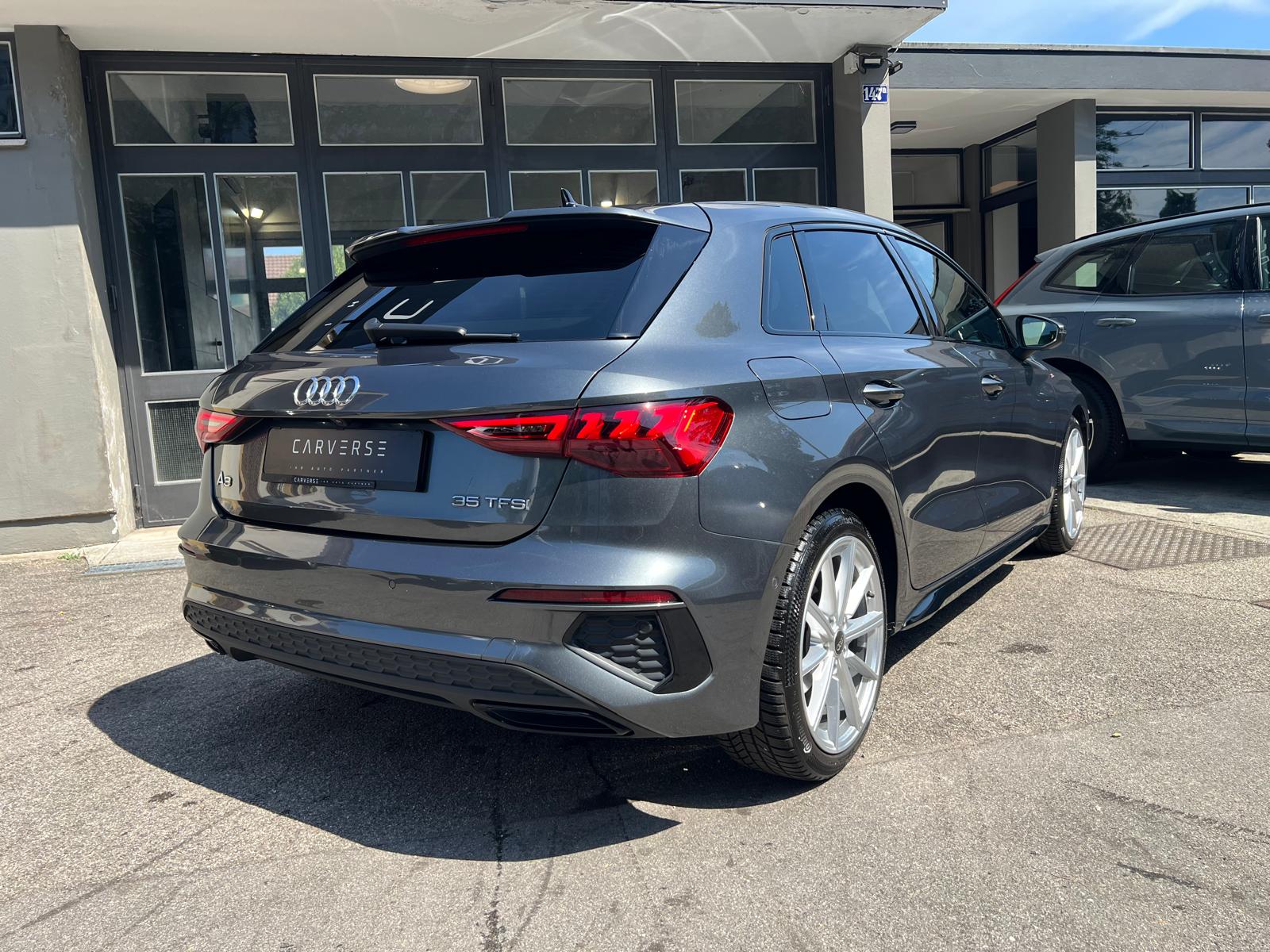 AUDI A3 Sportback 1.5 35 TFSI S Line S-Tronic-showroom-element-3