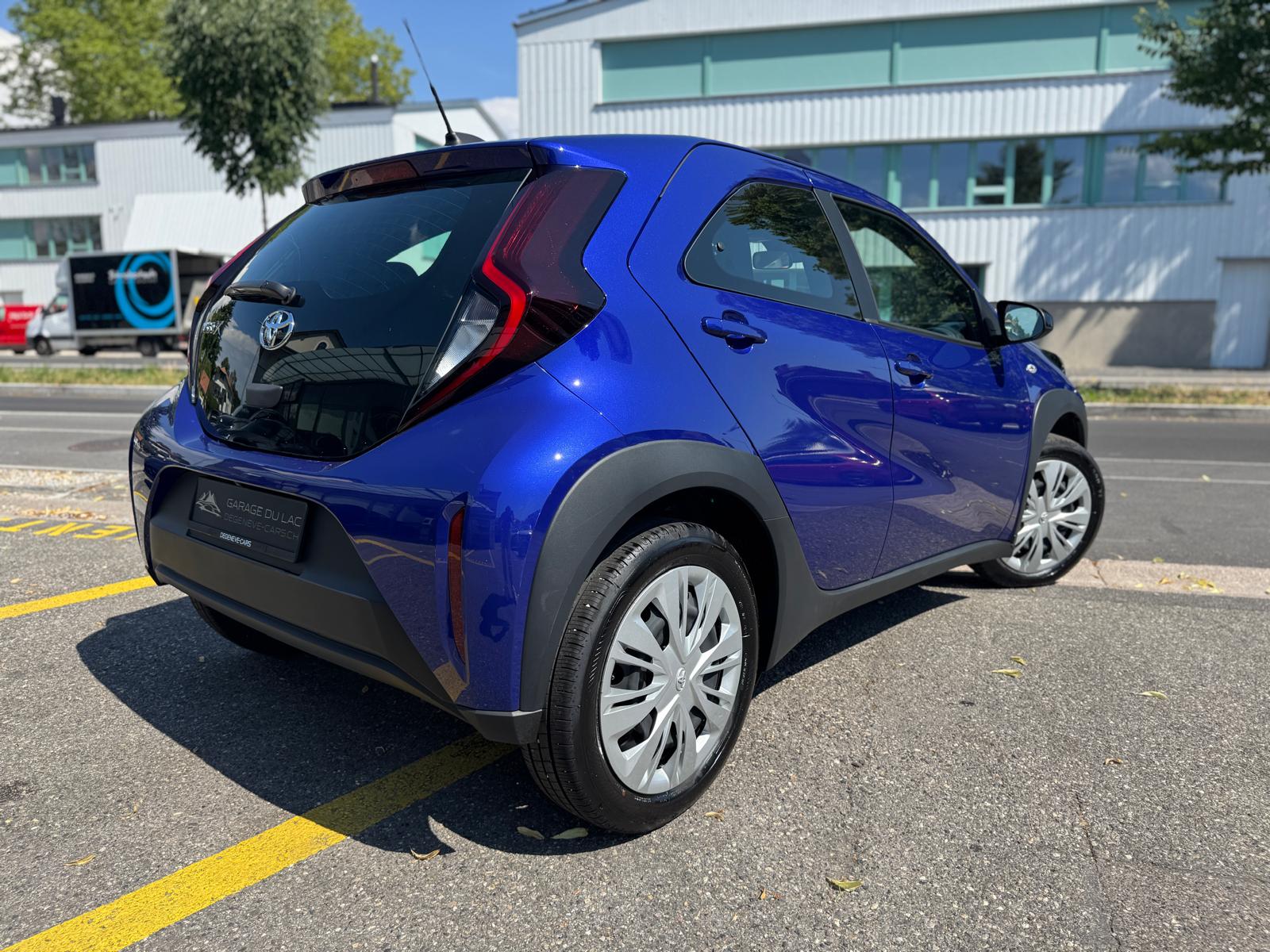 TOYOTA Aygo X 1.0 VVT-i Comfort-showroom-element-3