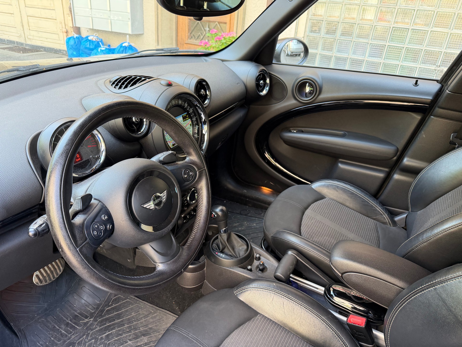 MINI Countryman Cooper S ALL4 by Burton Steptronic-image-10