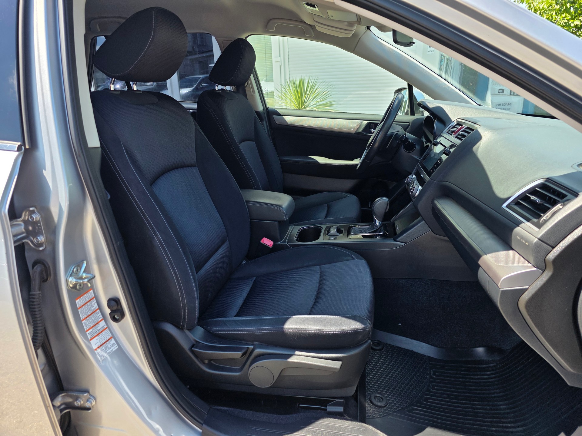 SUBARU Outback 2.0D Swiss Classic AWD Lineartronic * CH-Fahrzeug * Frisch ab MFK *-image-17