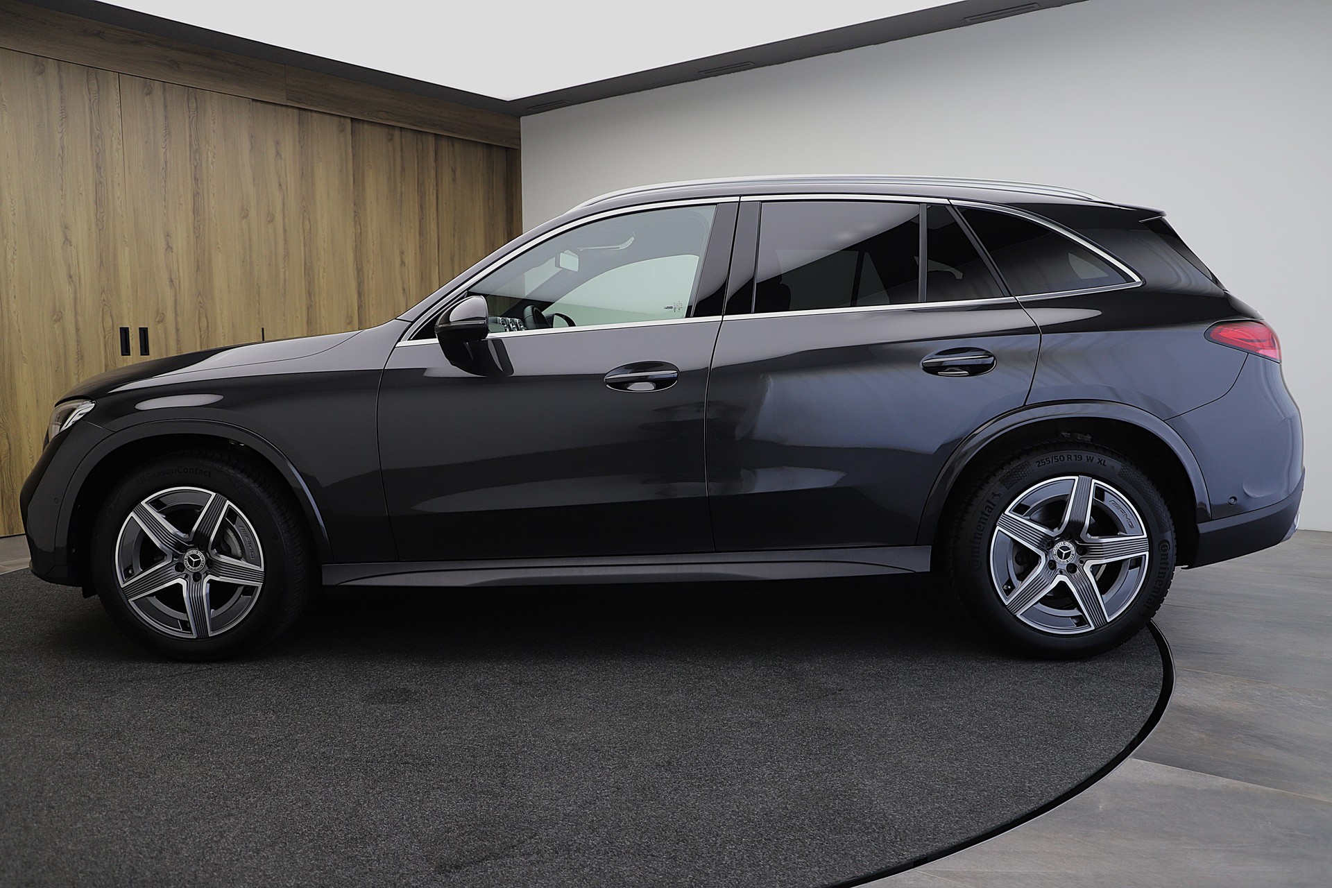 MERCEDES-BENZ GLC 300 d 4Matic 9G-Tronic AMG Line Advance Plus-image-2