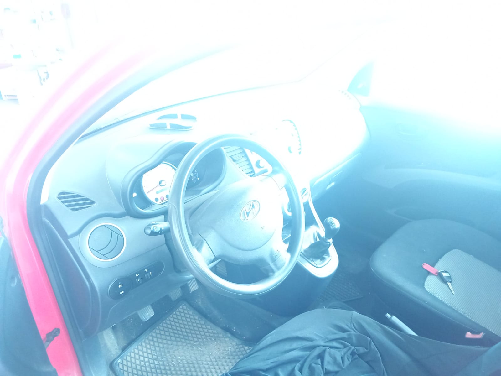 HYUNDAI i10 1.1 Comfort-image-5