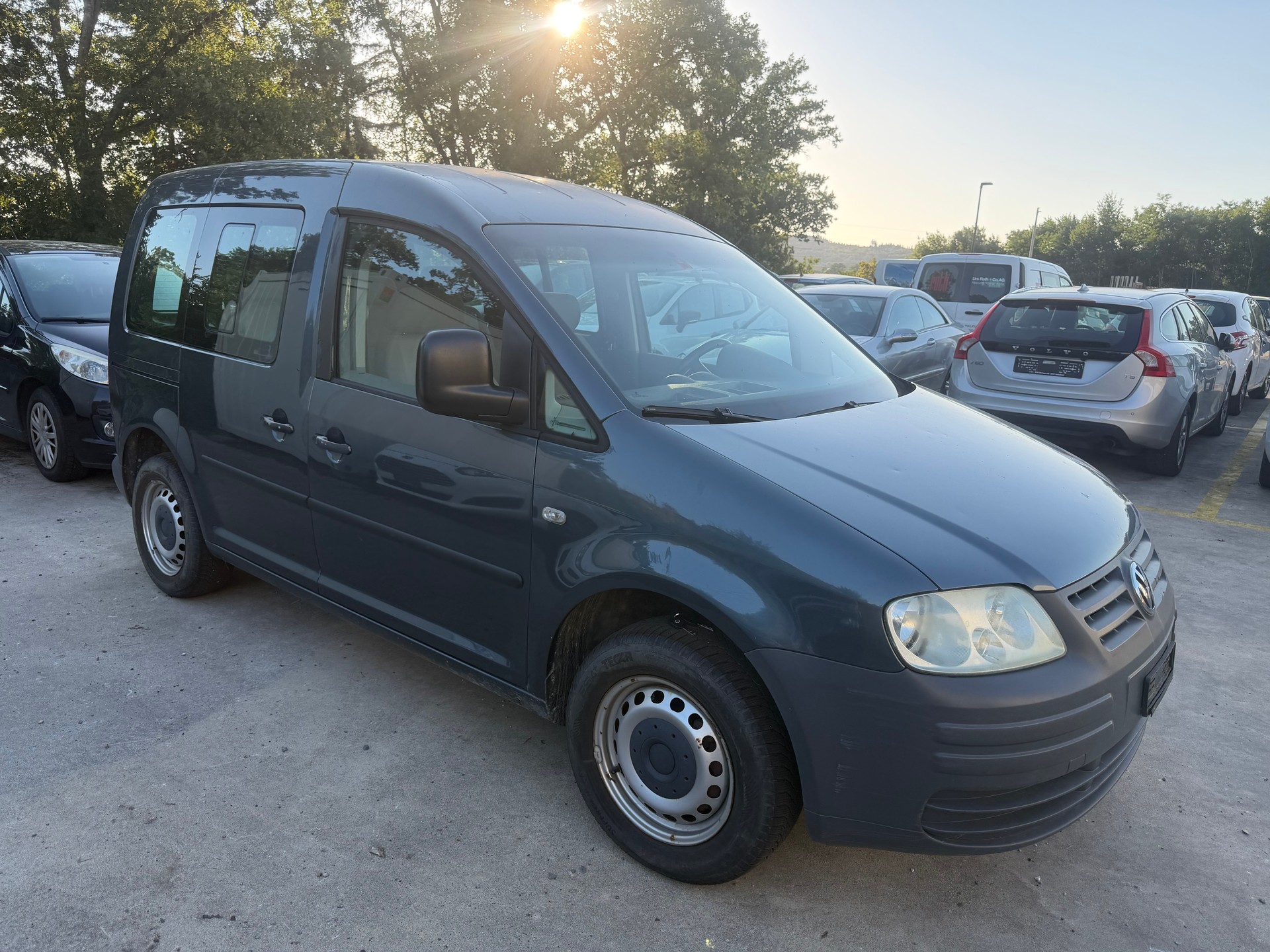 VW Caddy 1.9TDI PD-image-1