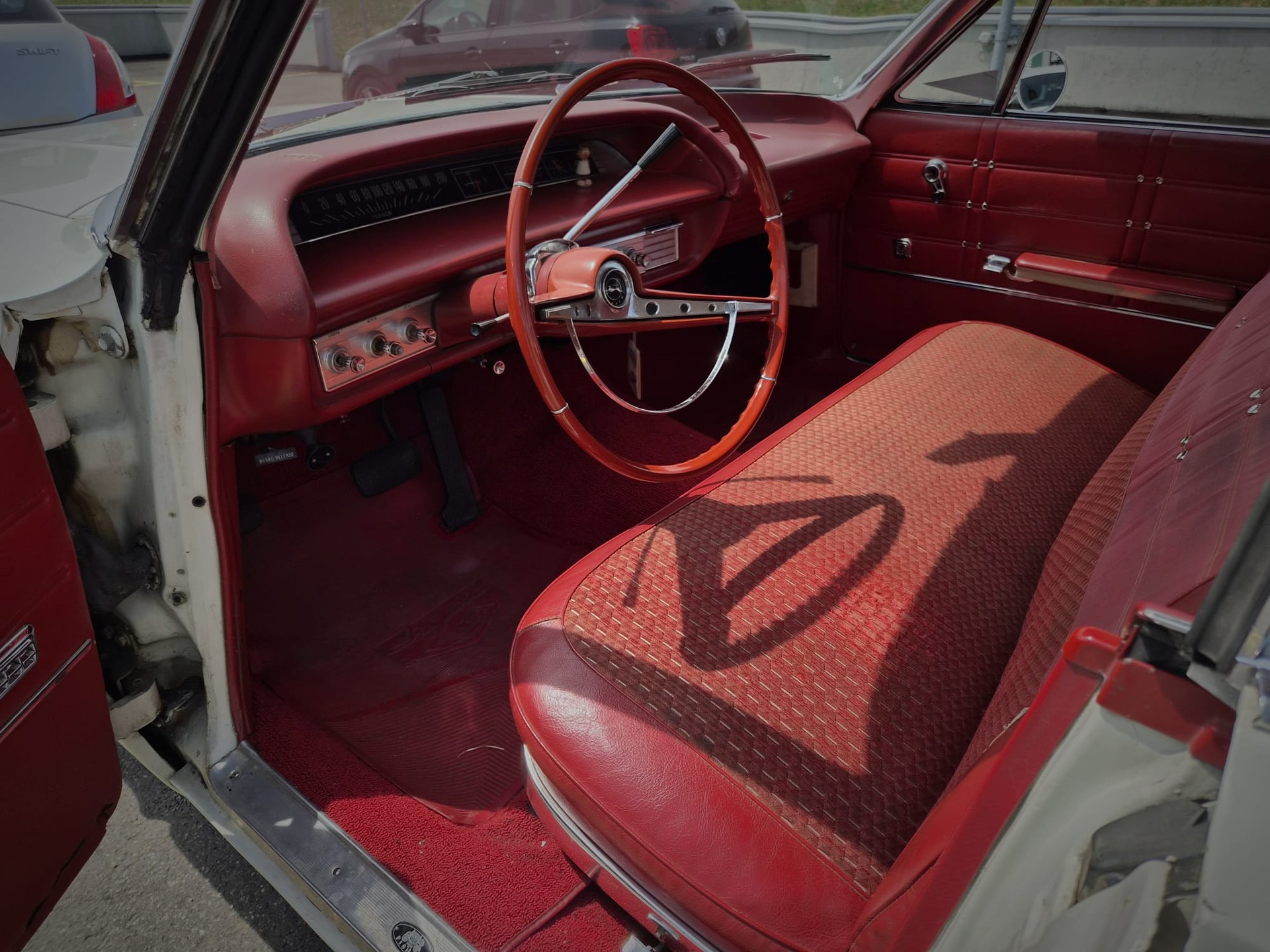 CHEVROLET Impala-image-3