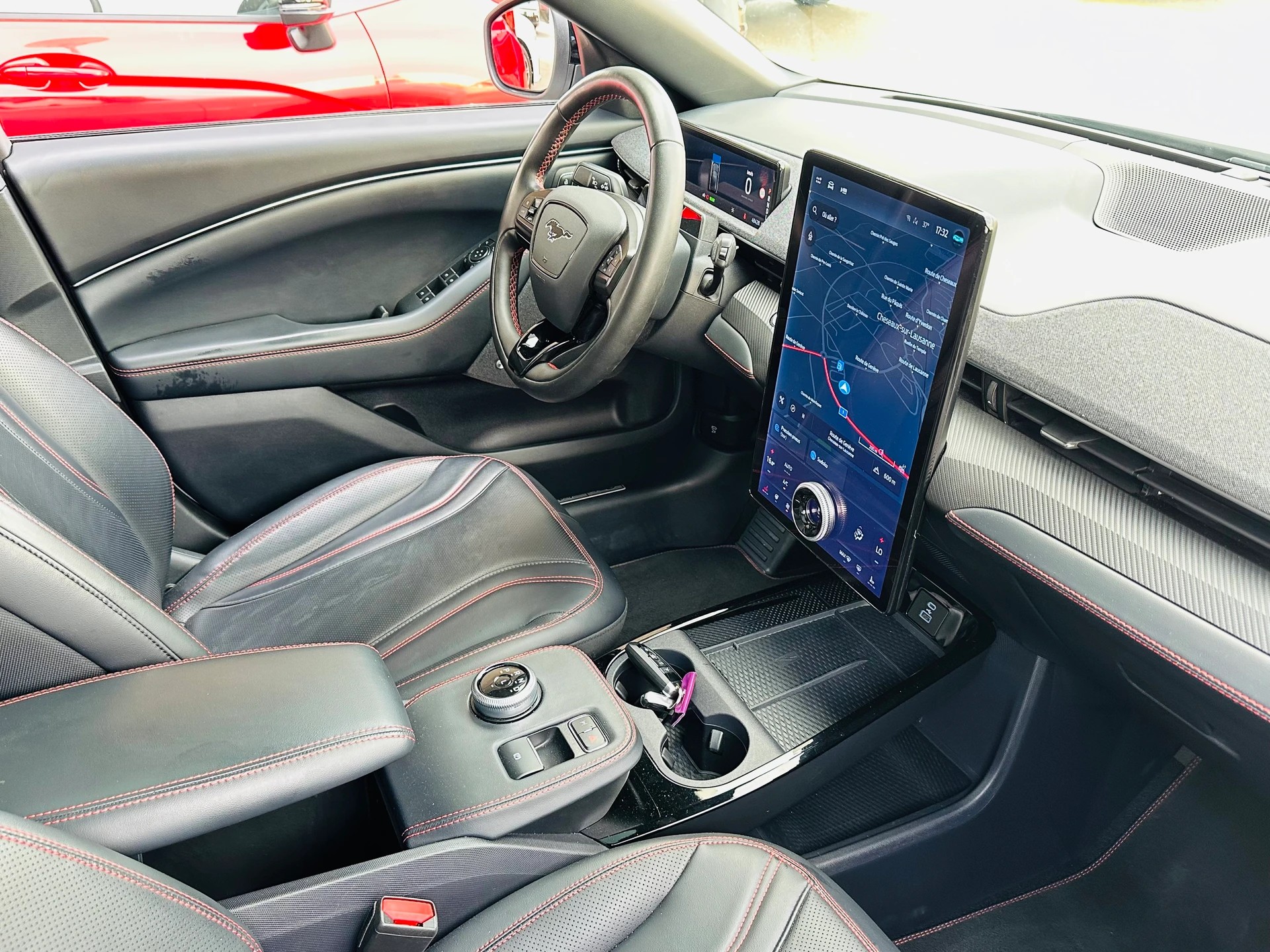 FORD Mustang MACH-E First Edition AWD 91 kWh-image-15