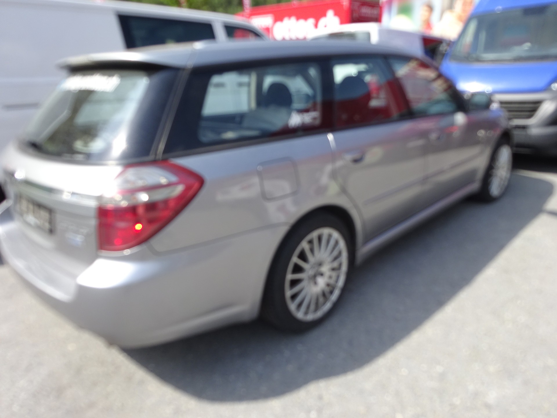 SUBARU Legacy 2.0D AWD Swiss-image-4