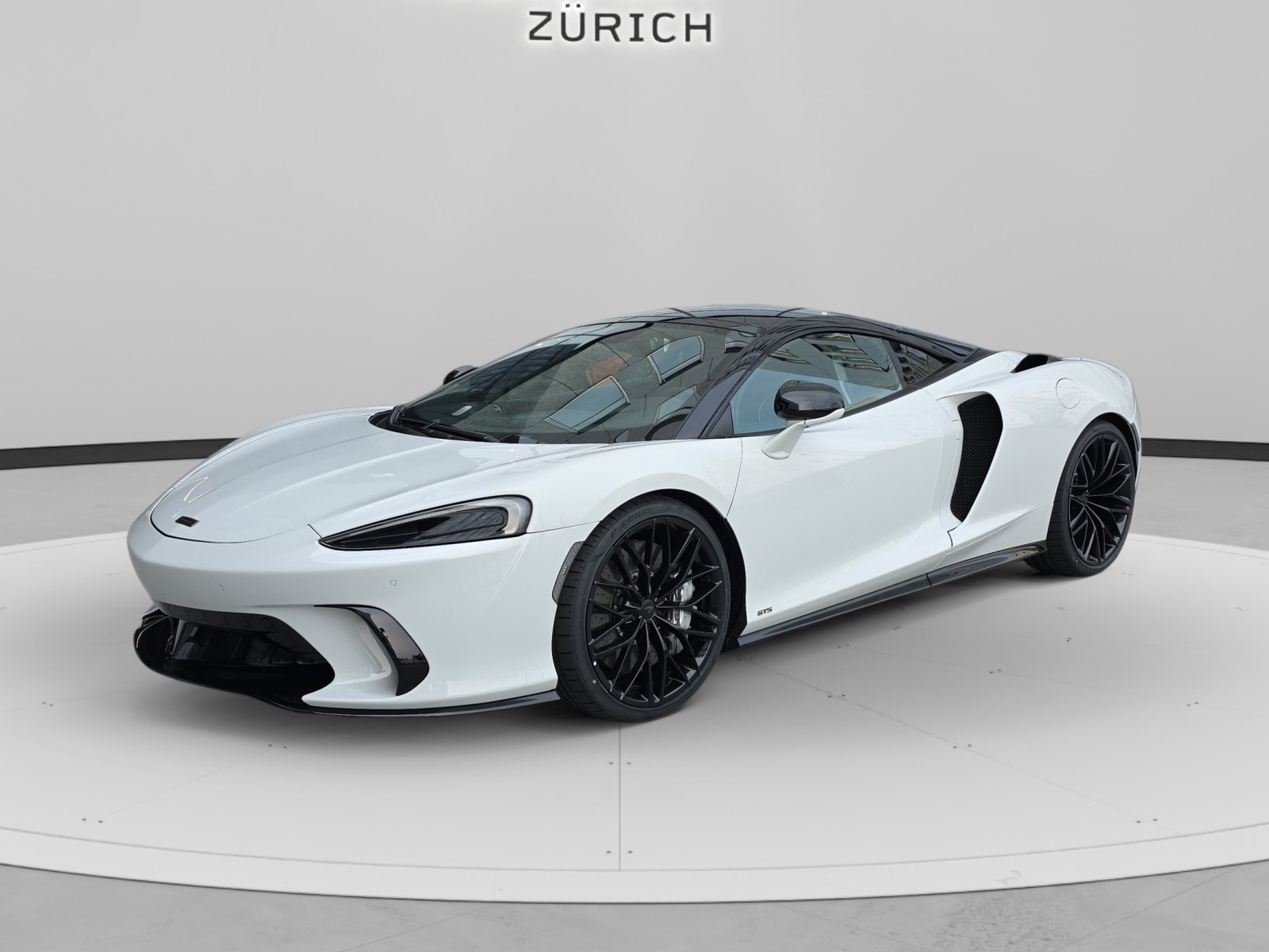 McLAREN GTS Performance