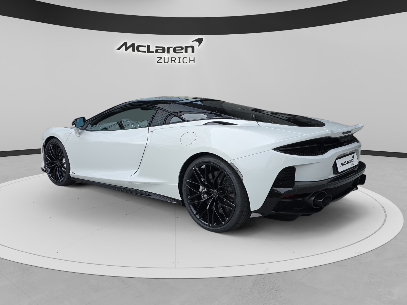 McLAREN GTS Performance-showroom-element-2