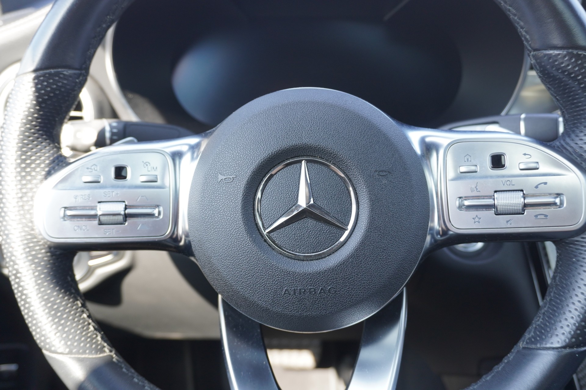MERCEDES-BENZ GLC Coupé 300 AMG Line 4Matic 9G-Tronic-image-21
